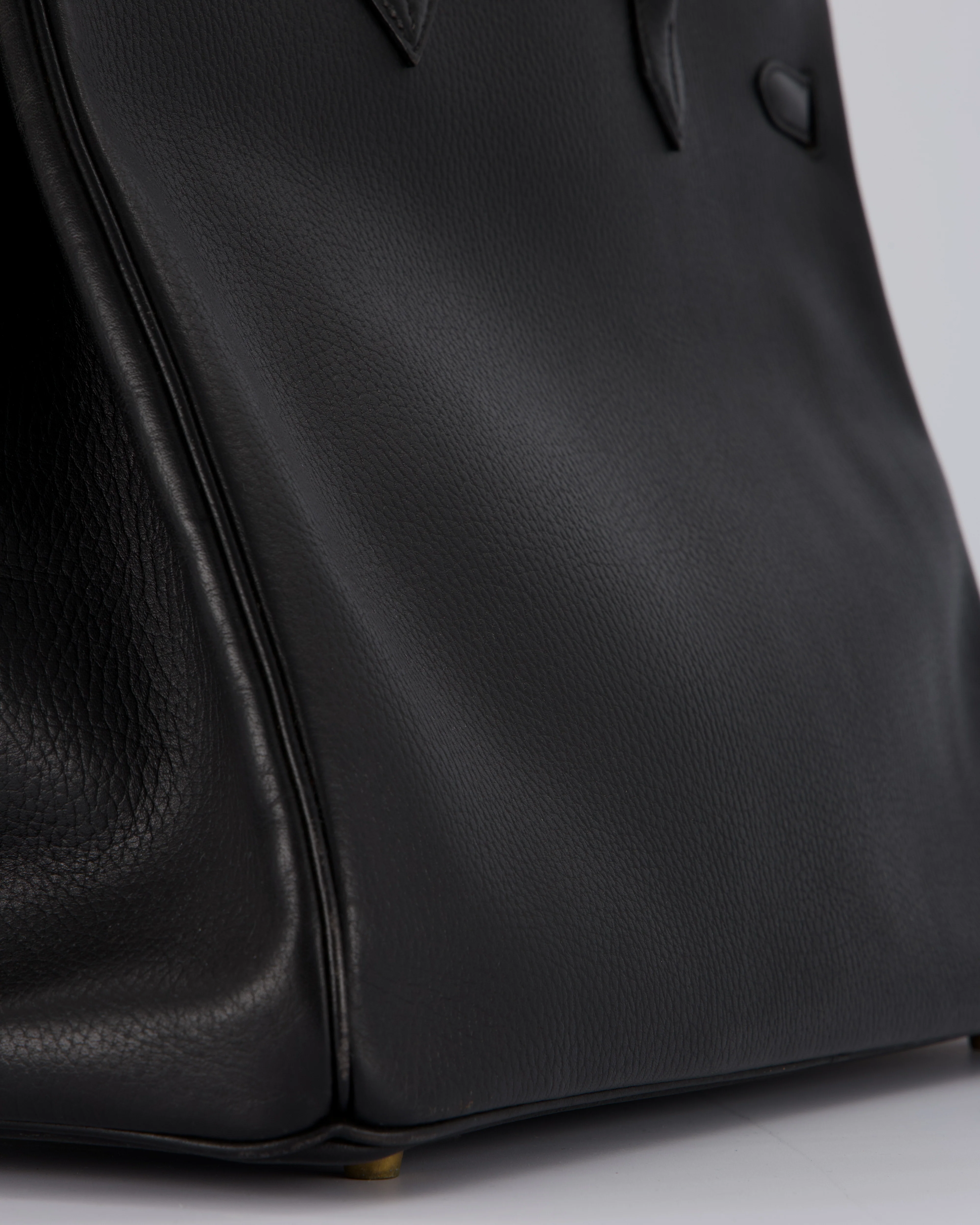 *RARE* Hermès Birkin 40 Retourne Bag in Black Ardennes Leather with Gold Hardware - Image 13
