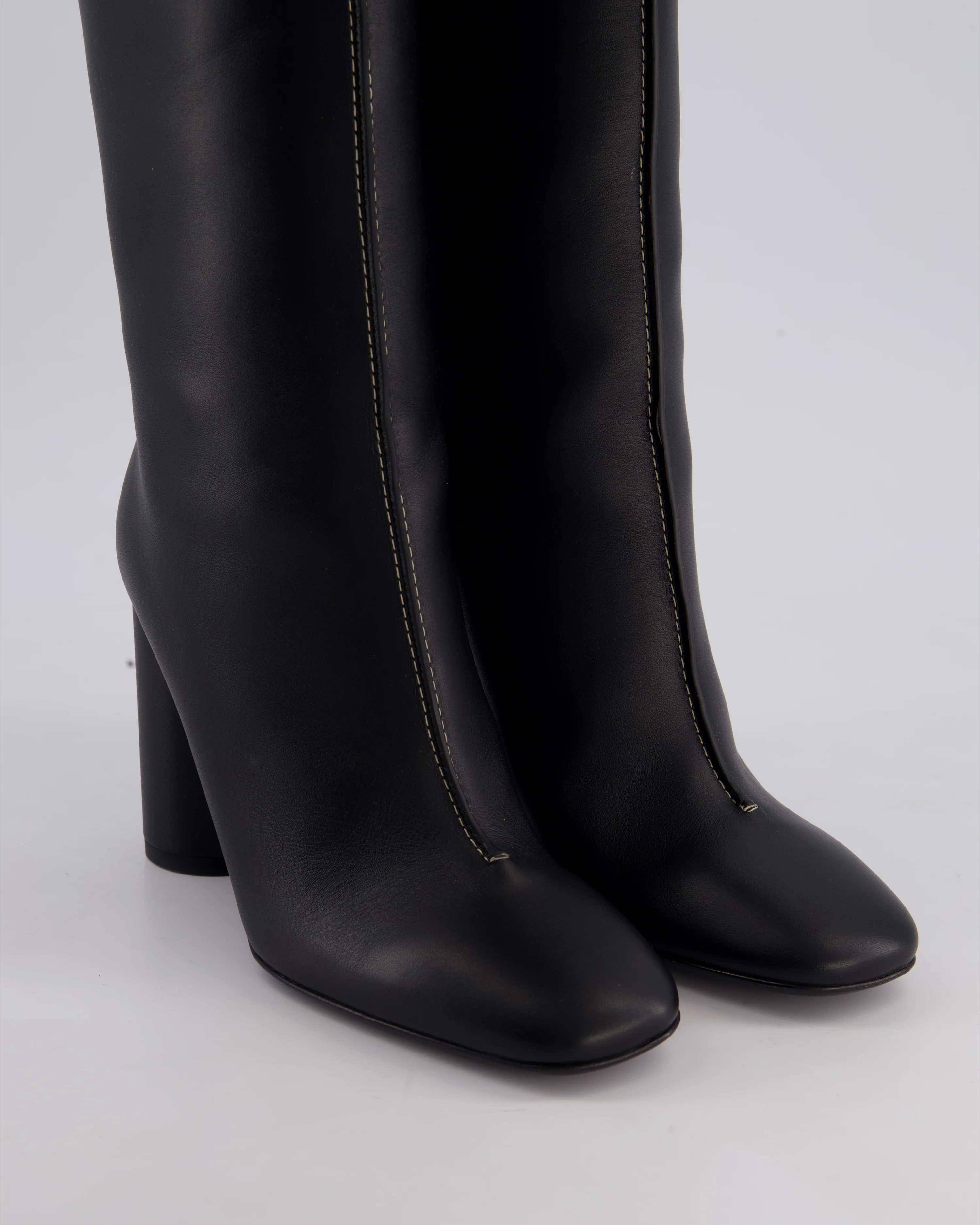 Hermès Black Dressage High Boots with White Contrast Stitch Details Size EU 37 - Image 3