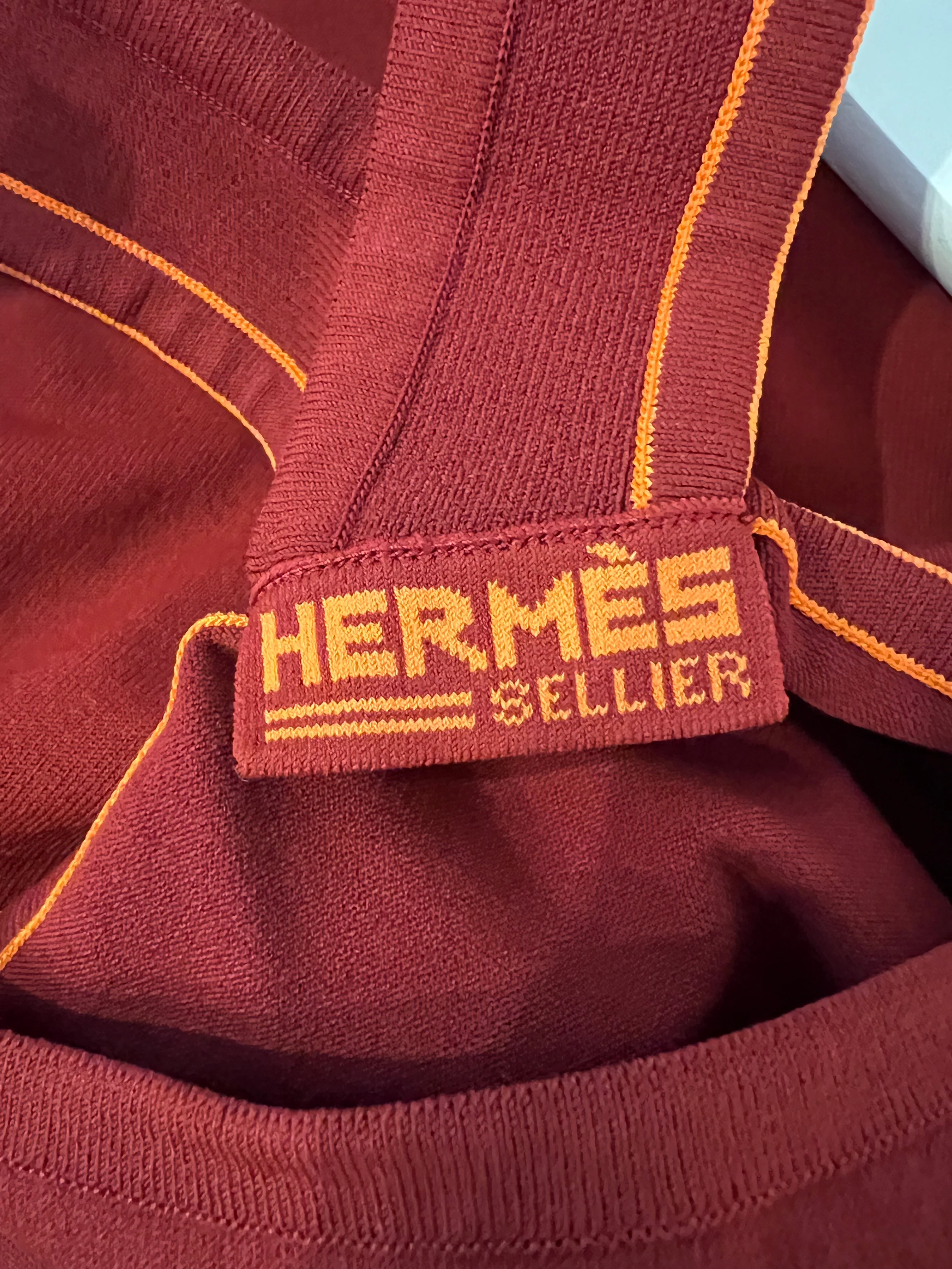 *CURRENT COLLECTION* Hermès Rouge Sellier and Orange Top and Leggings Yoga Set Size S (UK 8) RRP £1,120 - Image 13