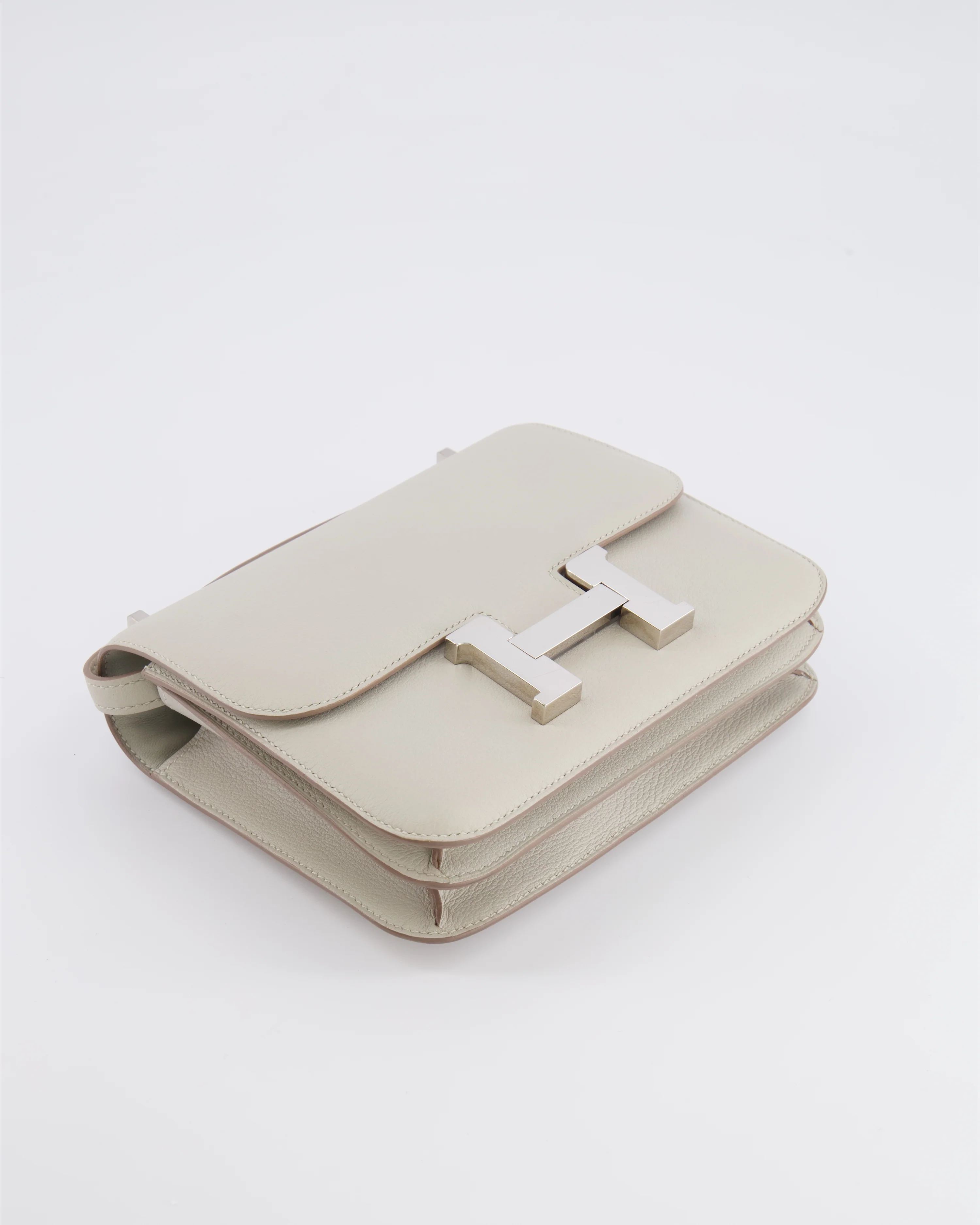 Hermès Constance III 18 Bag in Gris Perle Evercolor Leather with Palladium Hardware - Image 17