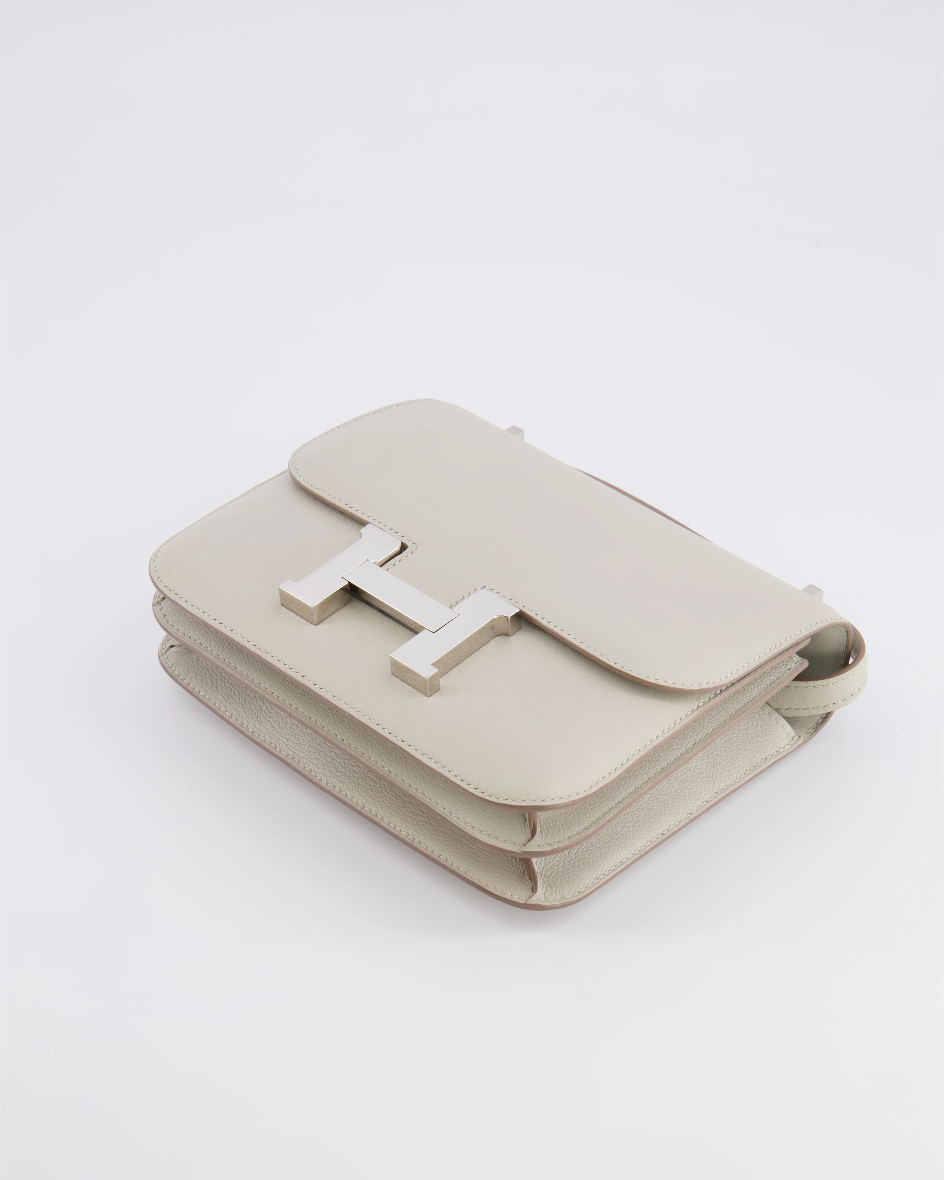 Hermès Constance III 18 Bag in Gris Perle Evercolor Leather with Palladium Hardware - Image 18