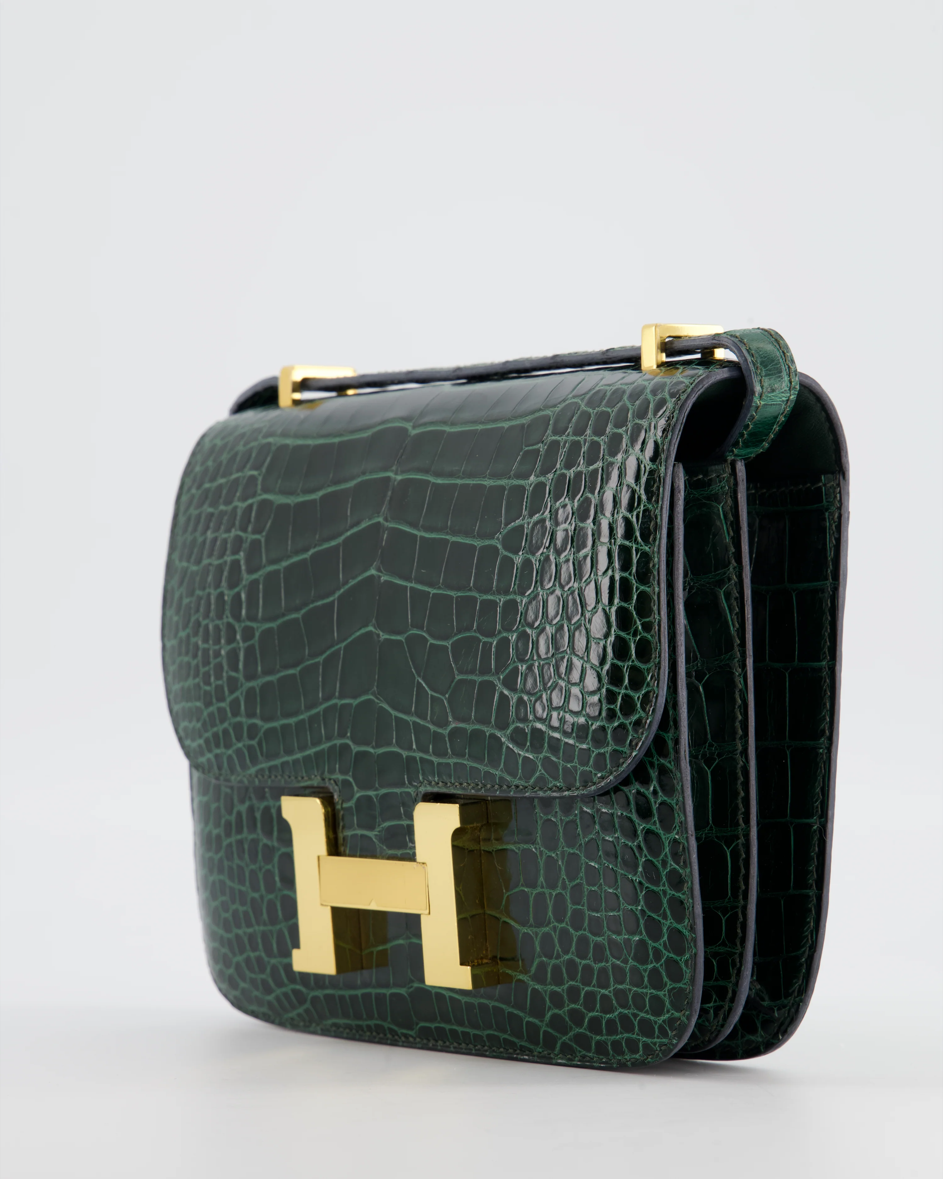 Hermès Constance III 18 Bag in Shiny Alligator Vert Fonce with Gold Hardware - Image 12