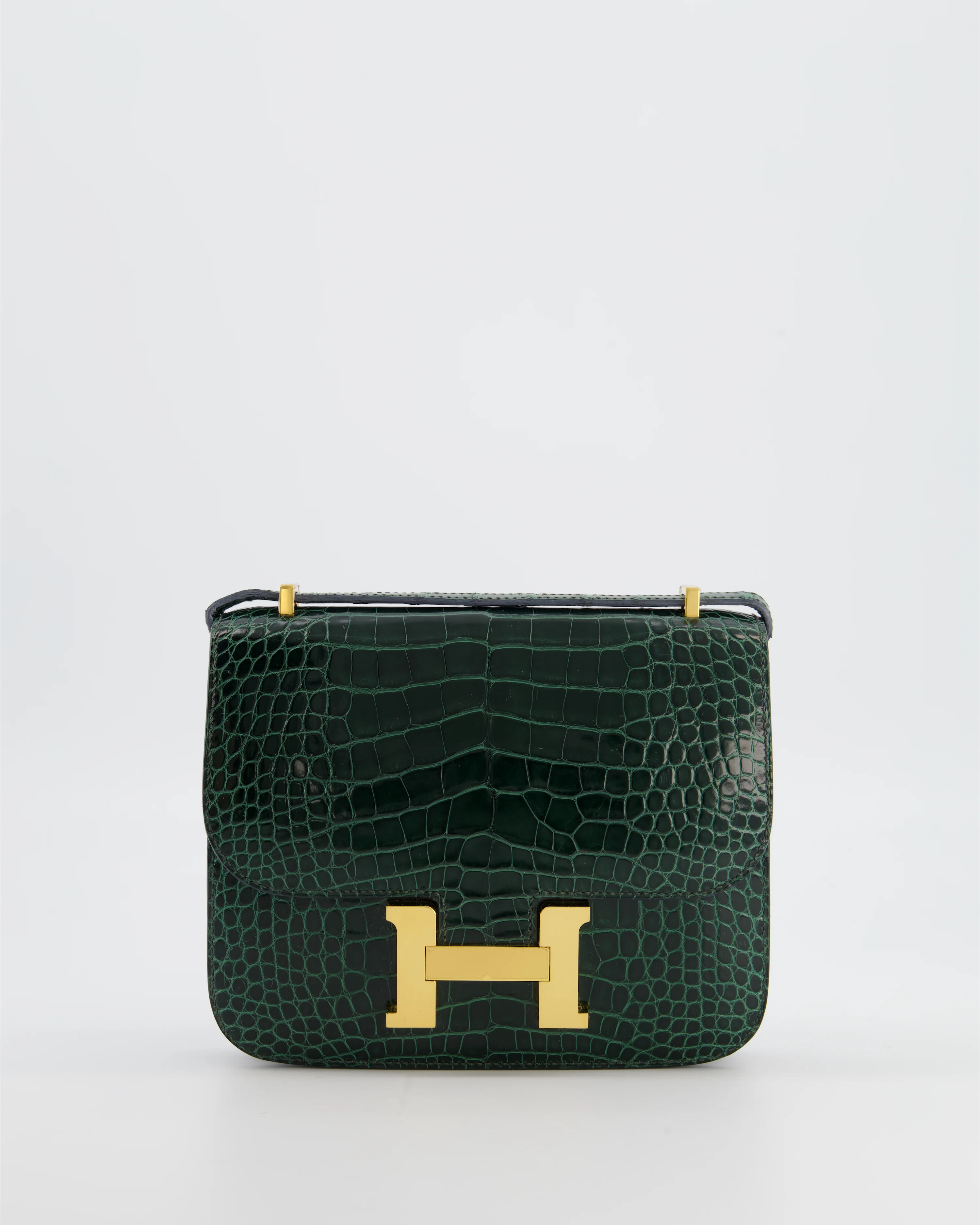 Hermès Constance III 18 Bag in Shiny Alligator Vert Fonce with Gold Hardware - Image 17