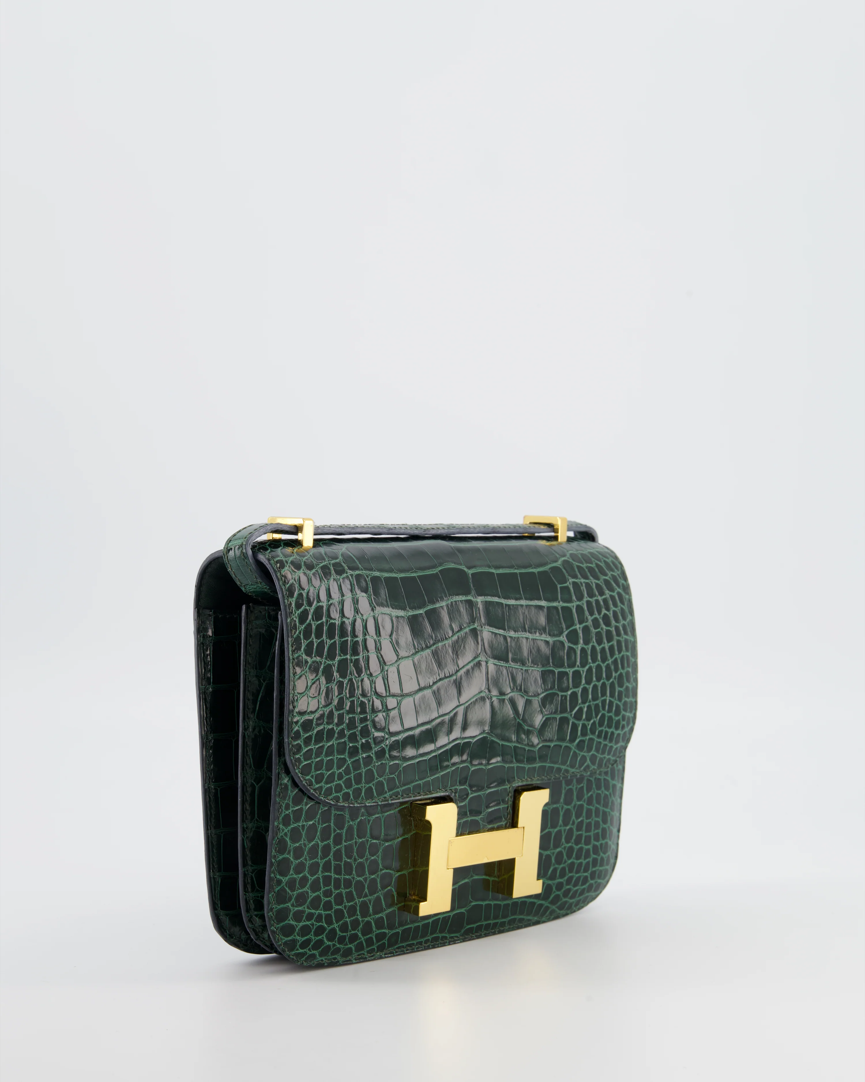 Hermès Constance III 18 Bag in Shiny Alligator Vert Fonce with Gold Hardware - Image 4