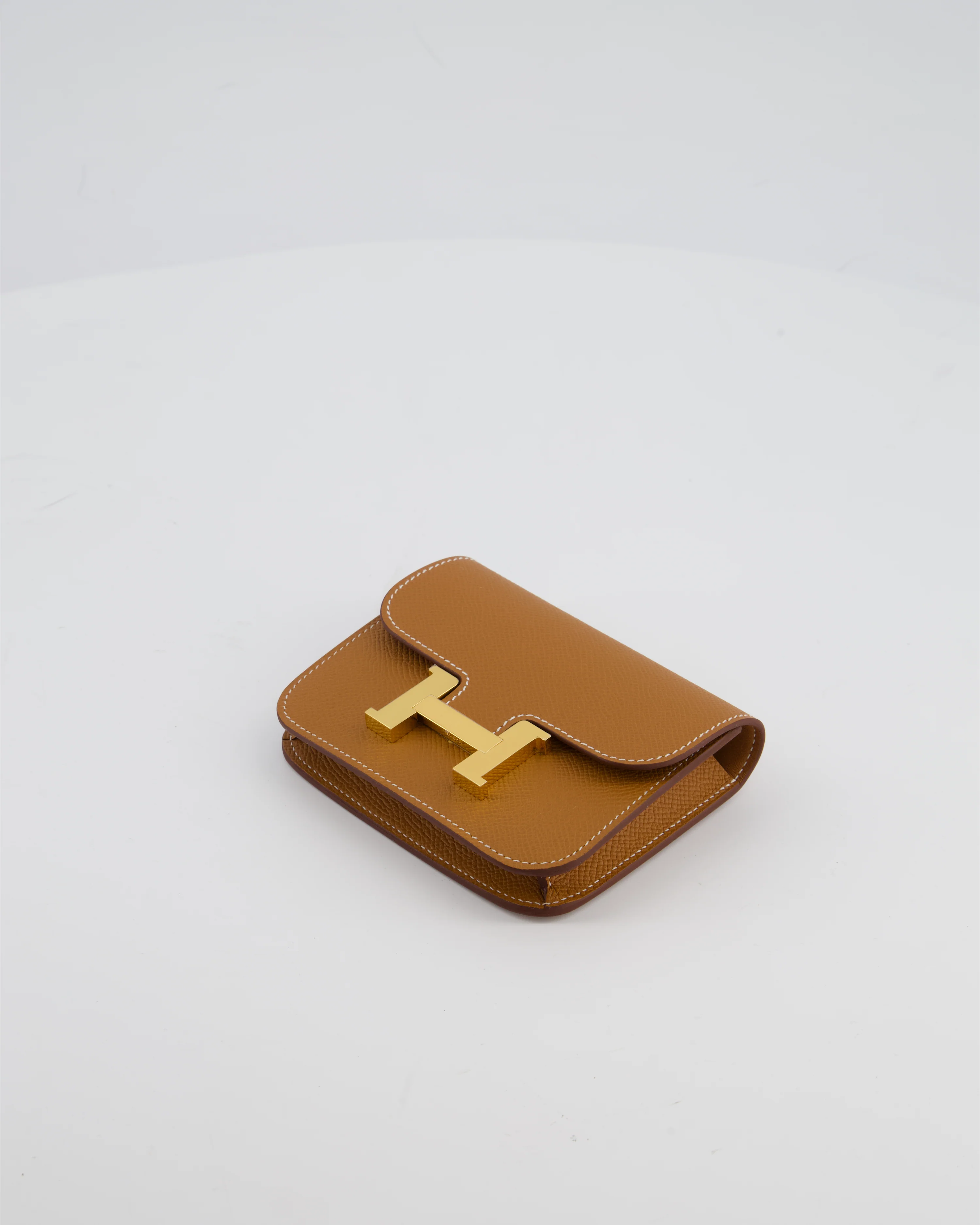 Hermès Constance Slim Belt Wallet Bag in Gold Epsom Leather with Pocket and Gold Hardware - Image 12