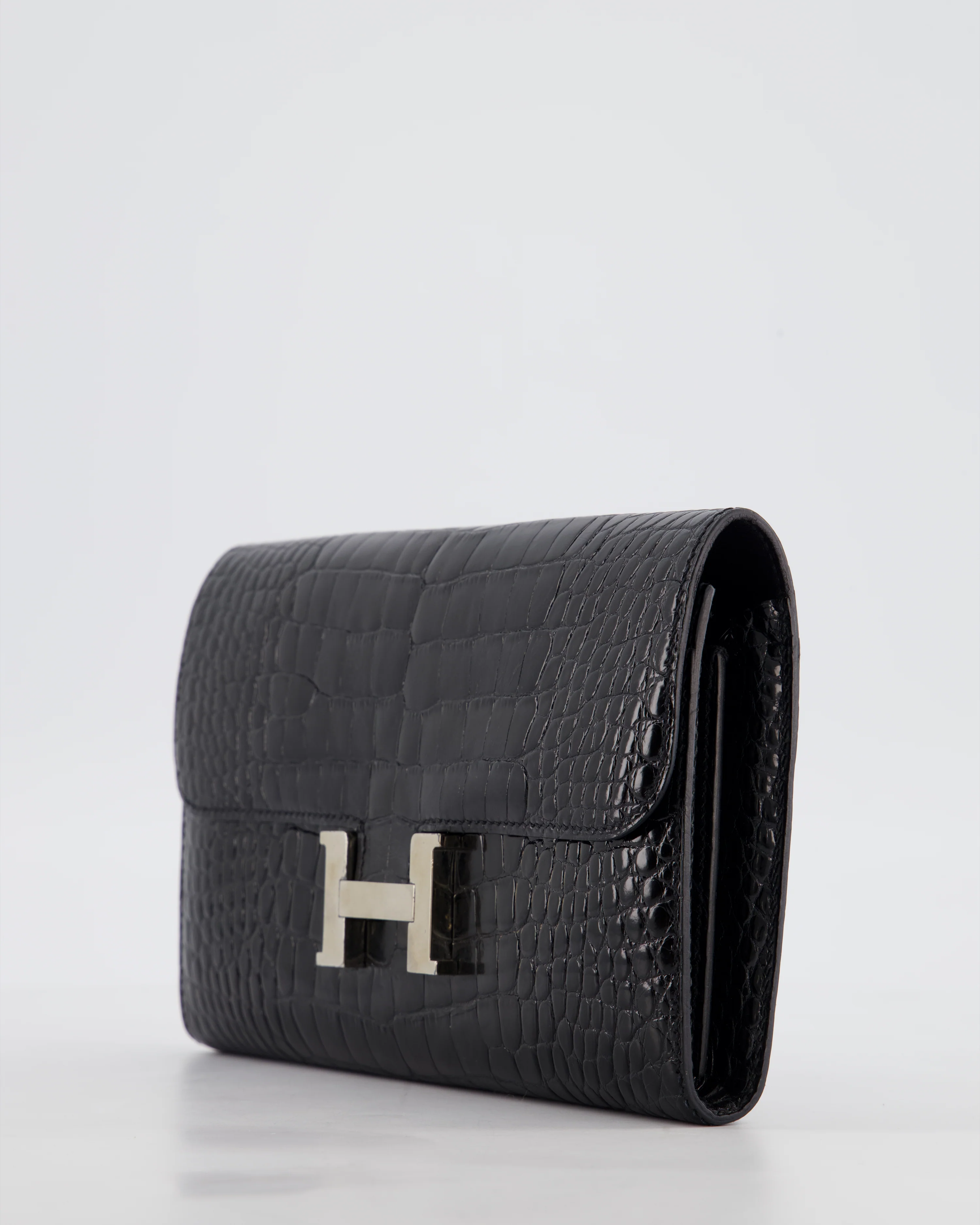 Hermès Constance Wallet in Noir Alligator with Palladium Hardware - Image 10