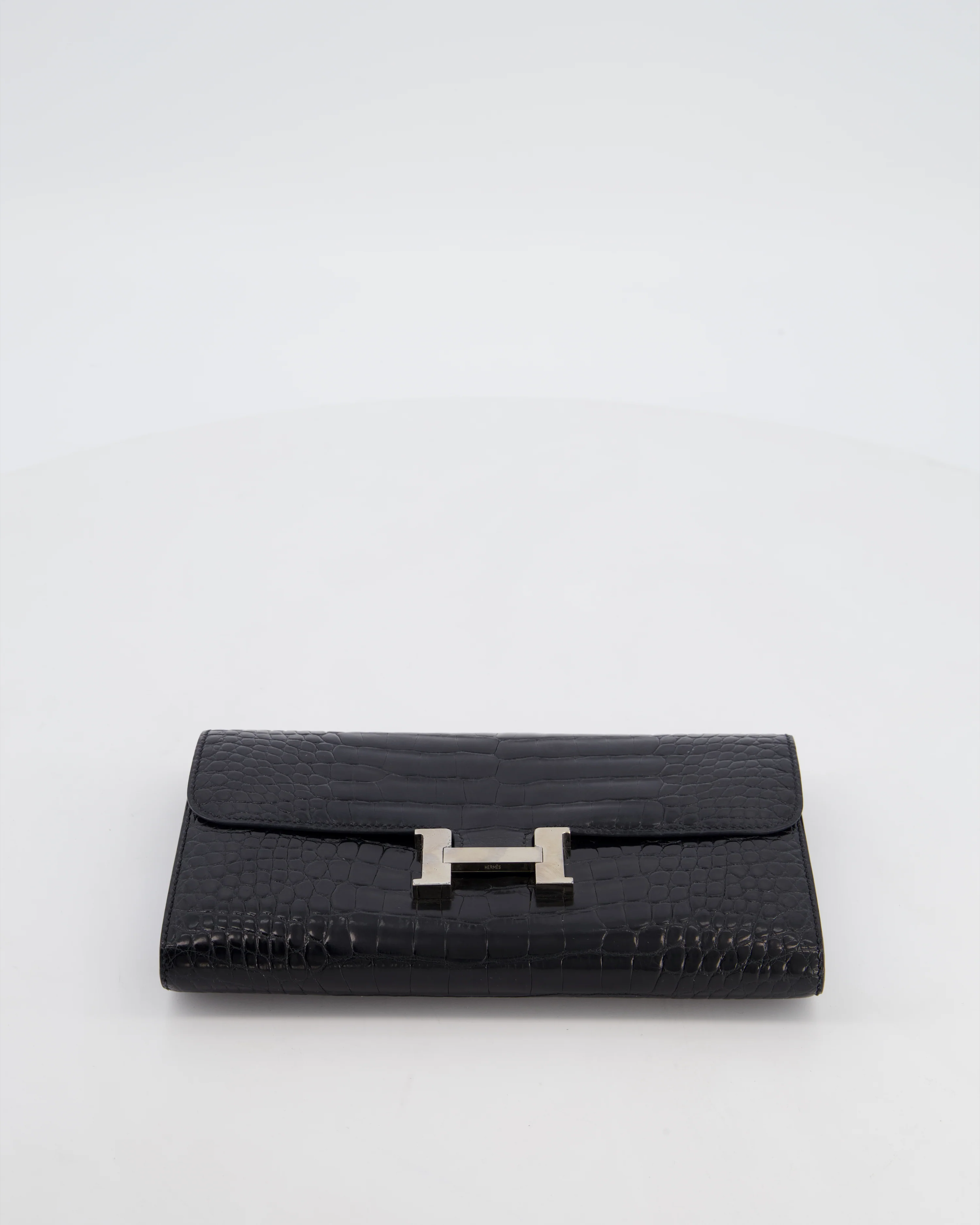 Hermès Constance Wallet in Noir Alligator with Palladium Hardware - Image 16