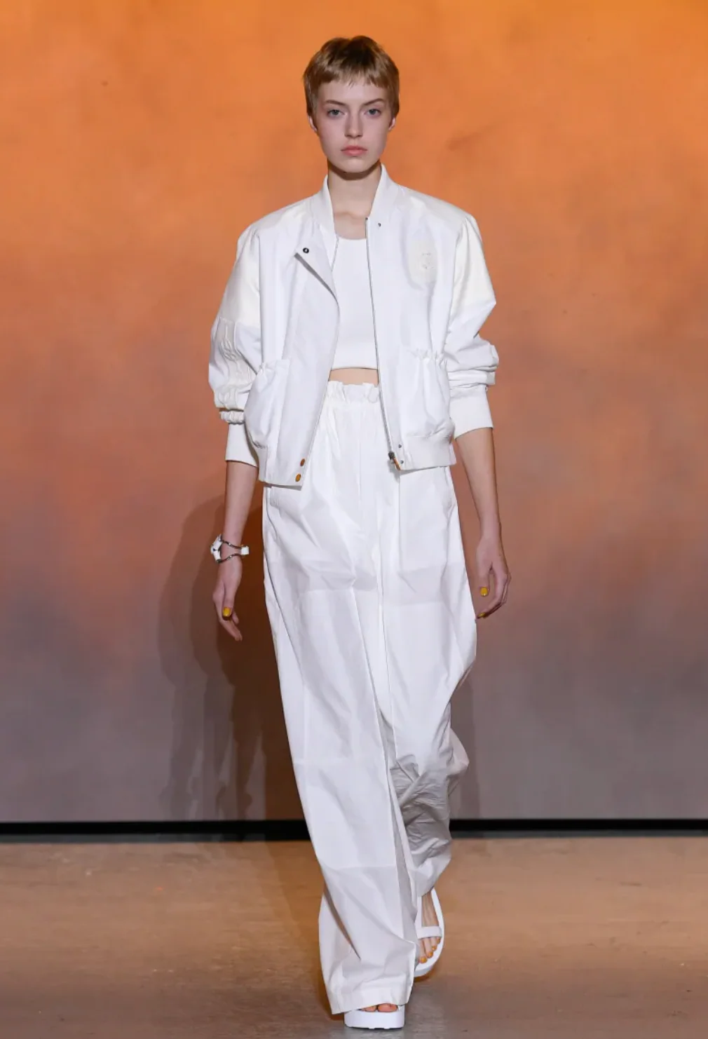 Hermès Spring 2022 Runway Cream Cliquetis Bomber Jacket with Leather and Logo Details Size FR 38 (UK 10) - Image 7