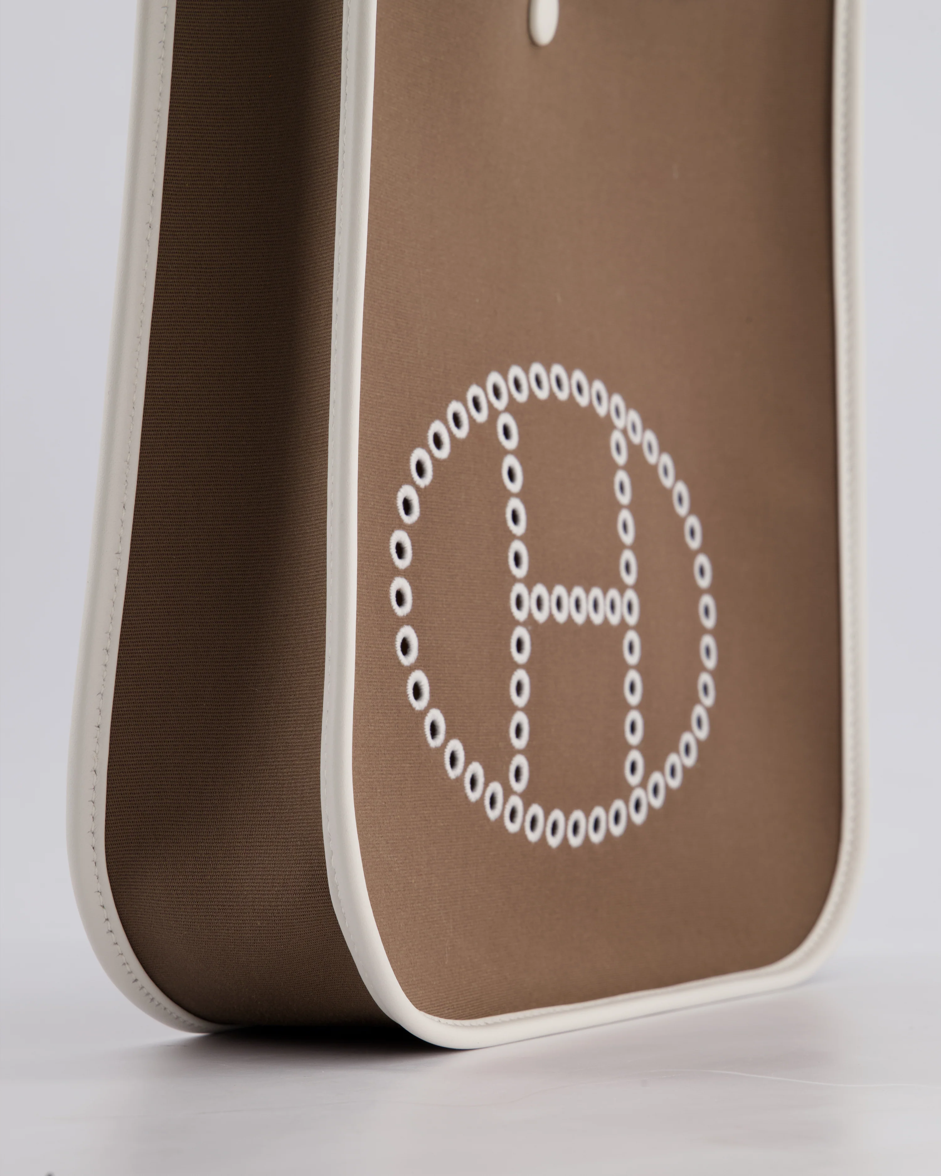 Hermes Evelyne 29 in Neo Etoupe Canvas and White with Palladium Hardware - Image 11