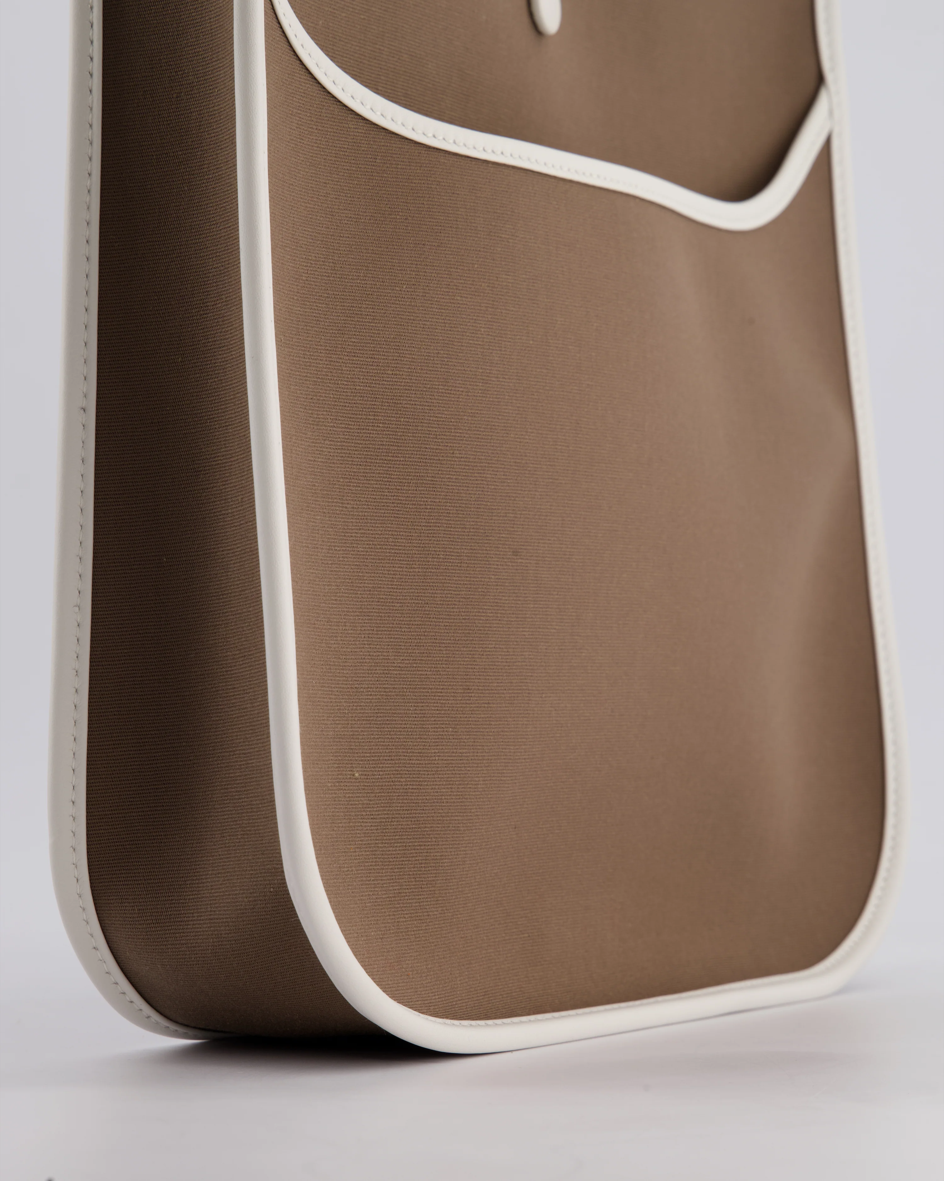 Hermes Evelyne 29 in Neo Etoupe Canvas and White with Palladium Hardware - Image 14