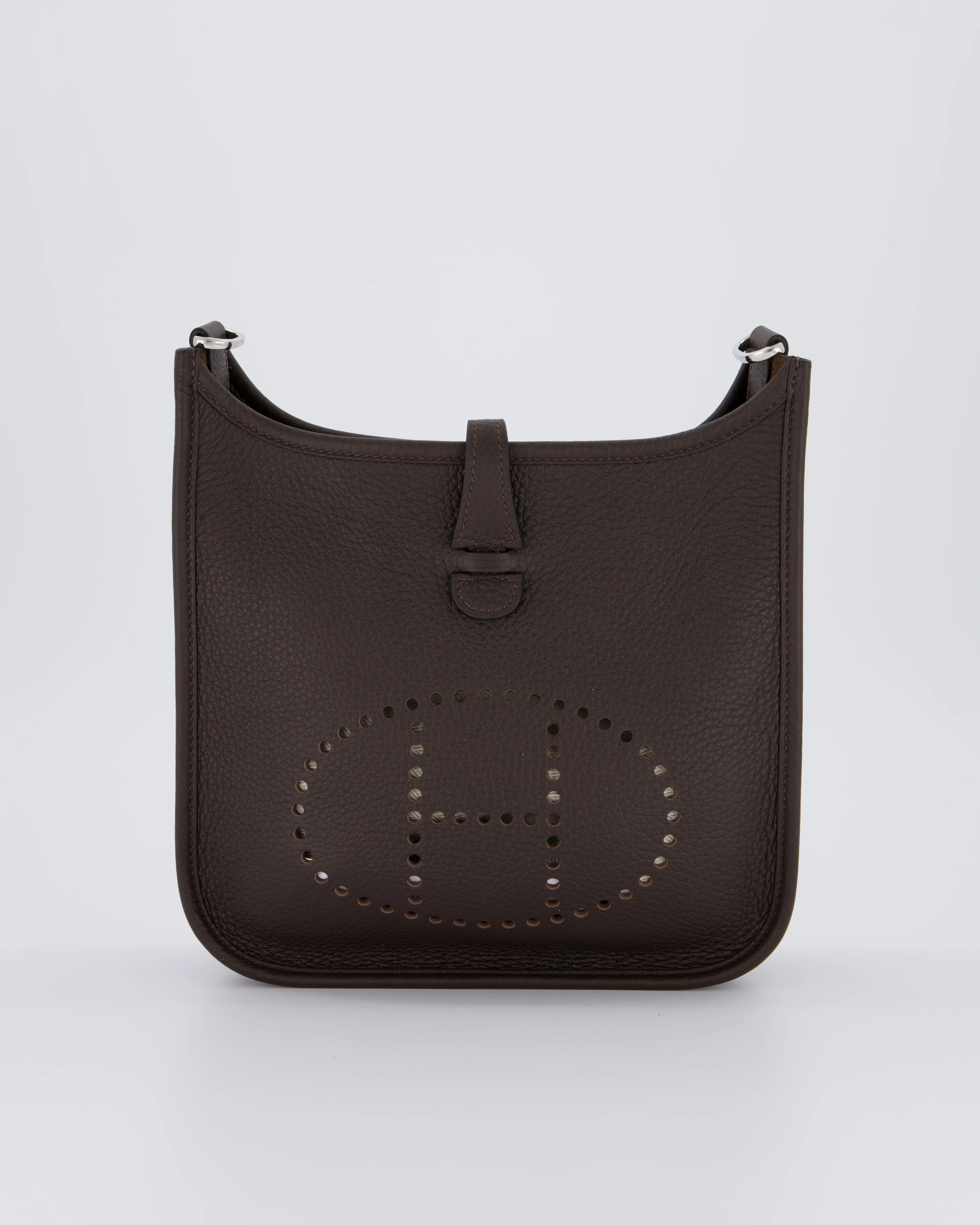 *HOT* Hermès Evelyne III 23 Bag in Ebene Taurillon Clemence Leather with Palladium Hardware - Image 2