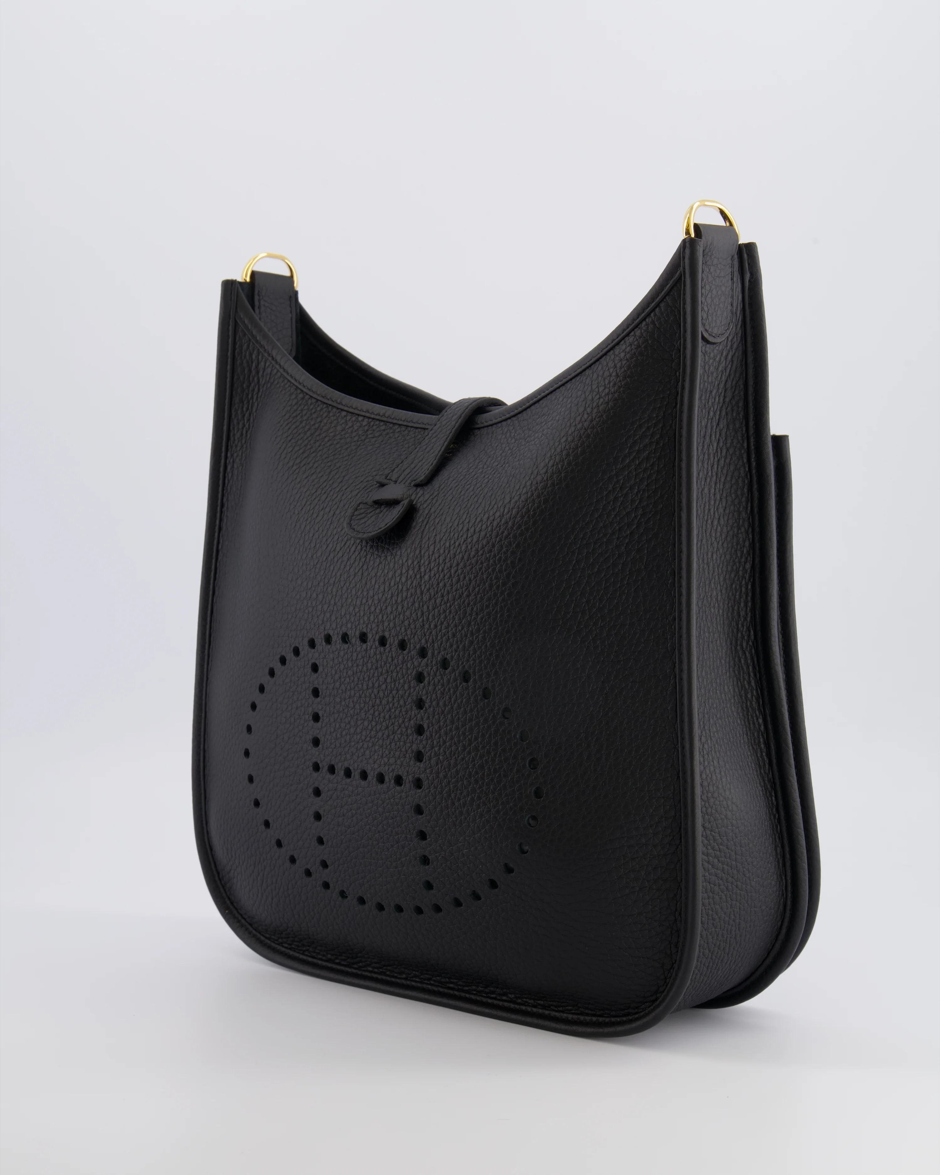 Hermès Evelyne III 29 Bag in Black Taurillon Clemence Leather with Gold Hardware - Image 6