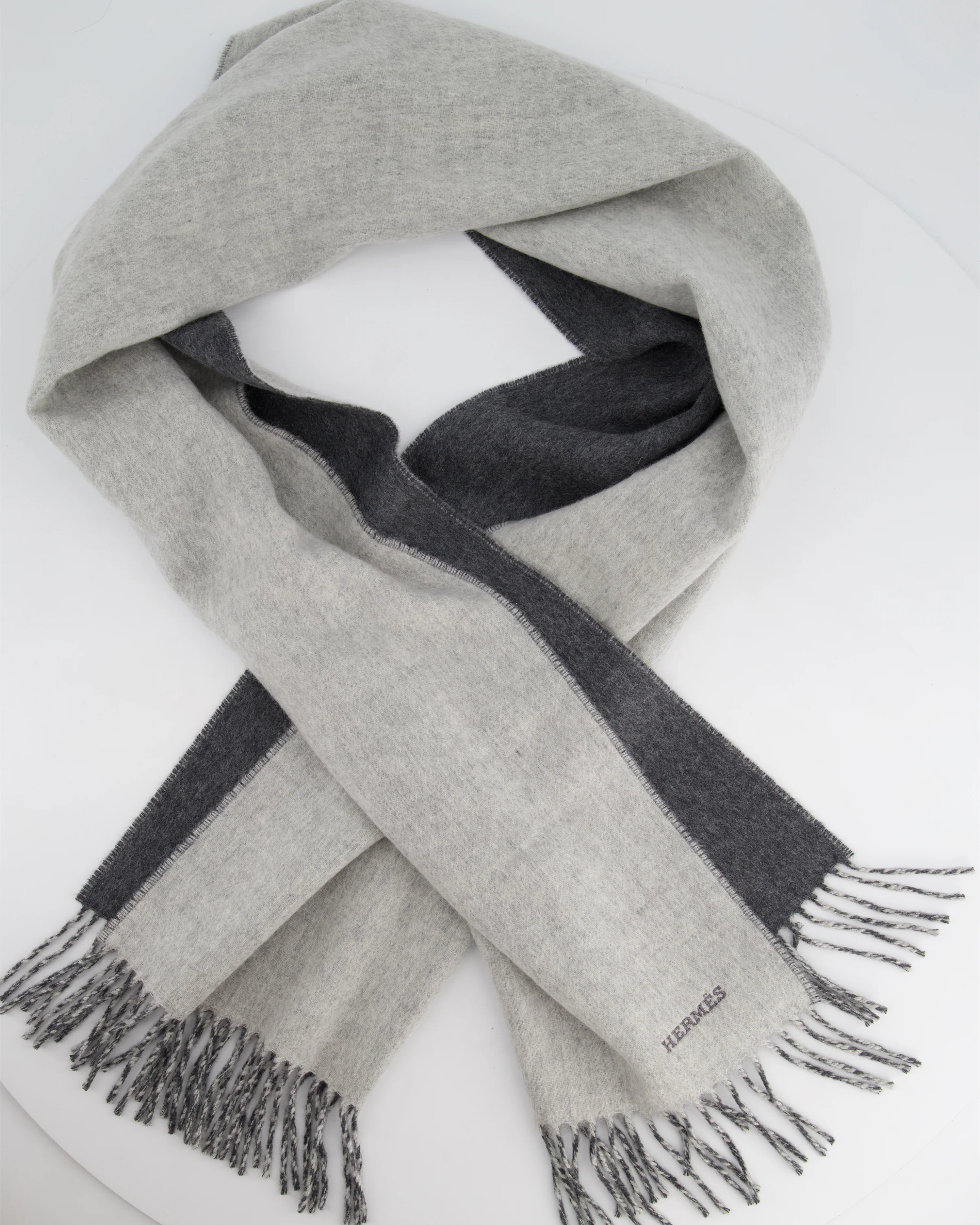 Hermès Grey Two Tone Cashmere Scarf with Stitched Logo Size 160cm x 43cm - Image 6