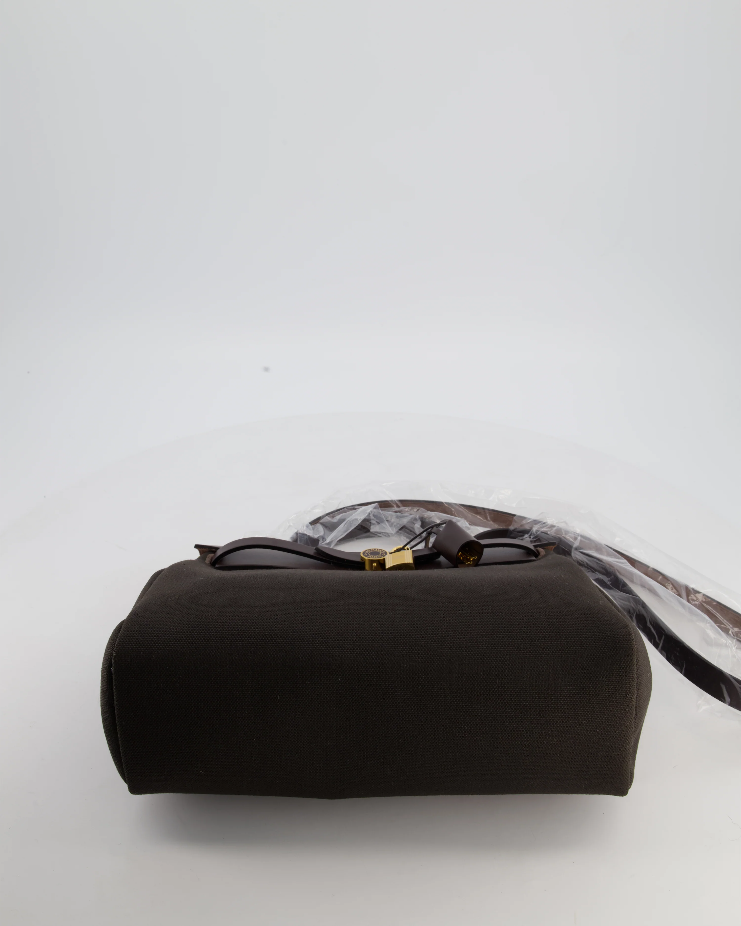 Hermès Herbag 31 Zip Bag in Dark Bronze in Toile Officier Canvas, and Ebene Vache Hunter Leather with Gold Hardware - Image 18