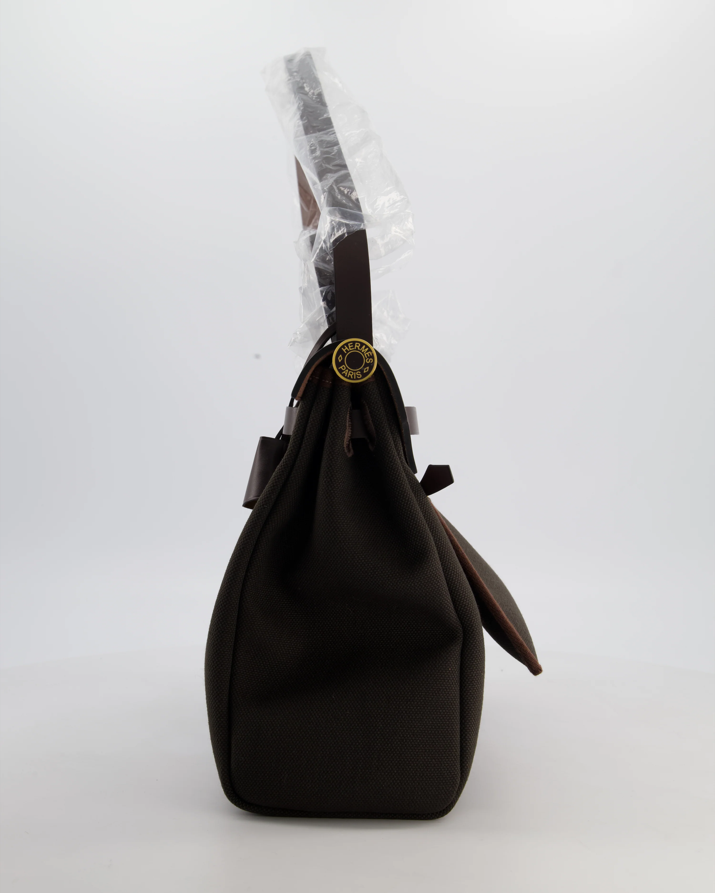 Hermès Herbag 31 Zip Bag in Dark Bronze in Toile Officier Canvas, and Ebene Vache Hunter Leather with Gold Hardware - Image 8