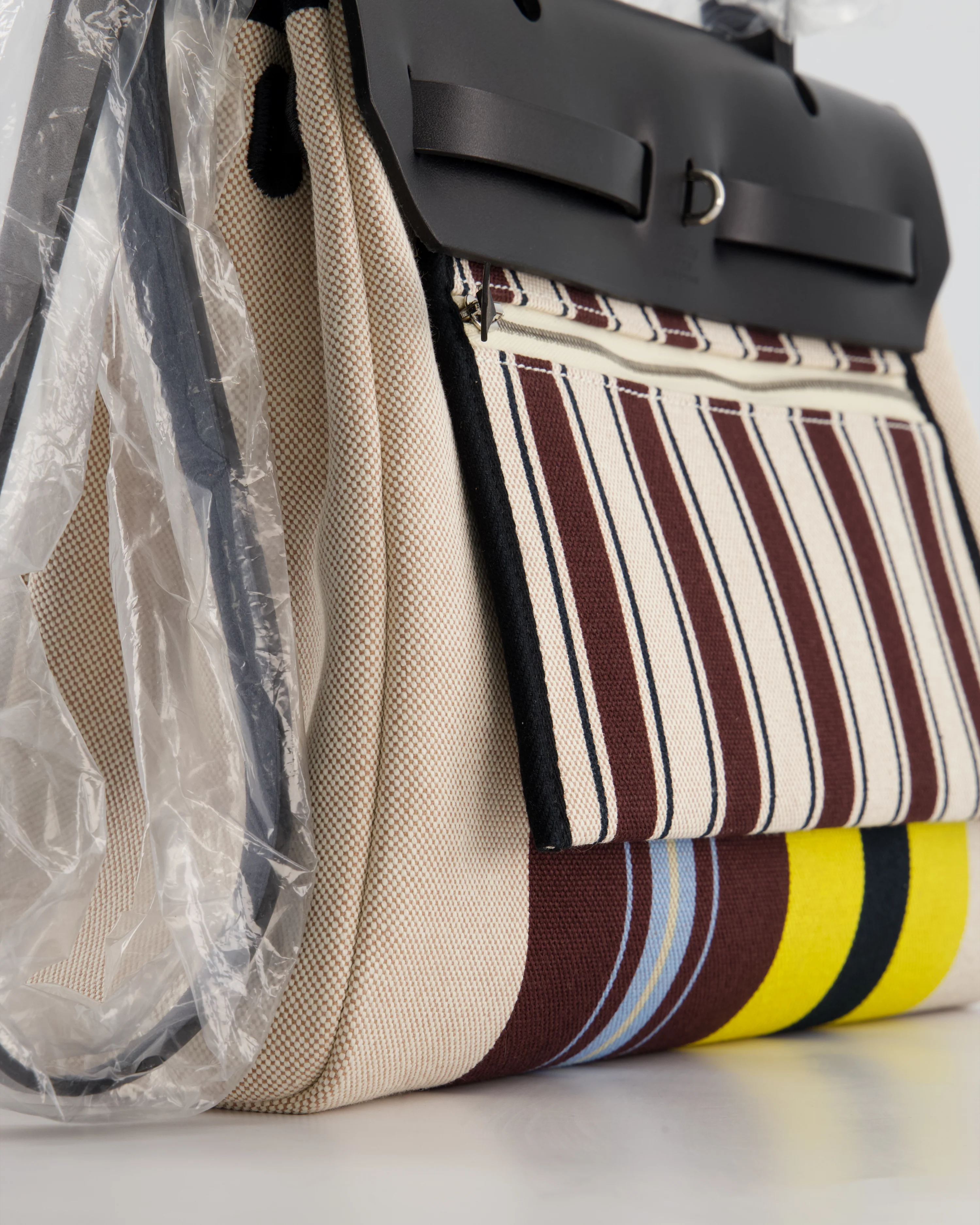 Hermès Herbag 31 Zip Bag in Ecru, Beige, Jaune & Bordeaux Toile H Rayures Equipage Canvas, Noir Vache Hunter Leather with Palladium Hardware - Image 14