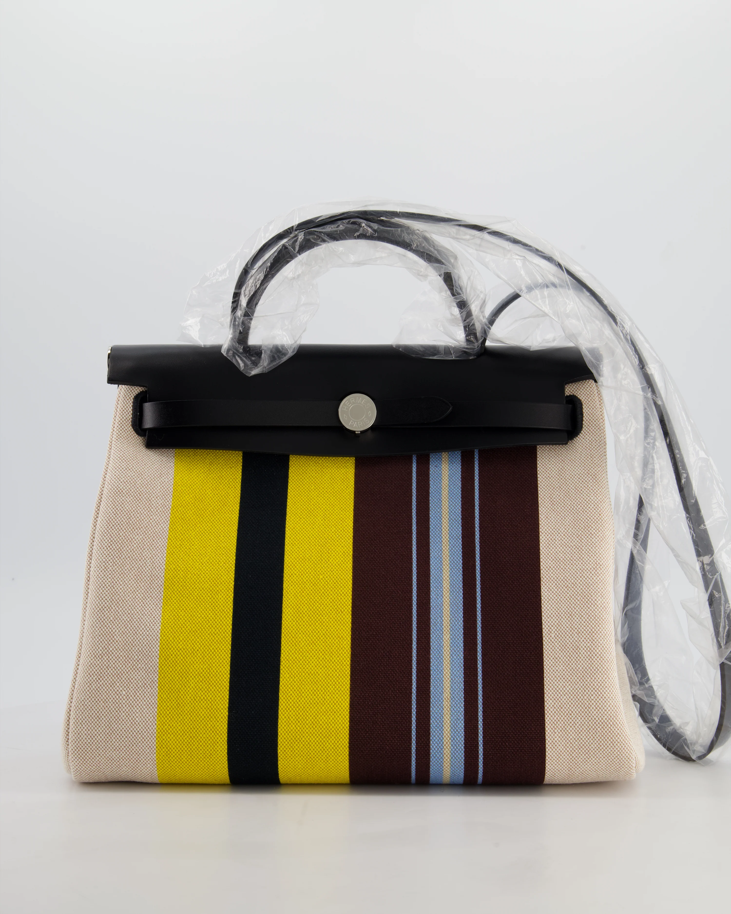 Hermès Herbag 31 Zip Bag in Ecru, Beige, Jaune & Bordeaux Toile H Rayures Equipage Canvas, Noir Vache Hunter Leather with Palladium Hardware - Image 3