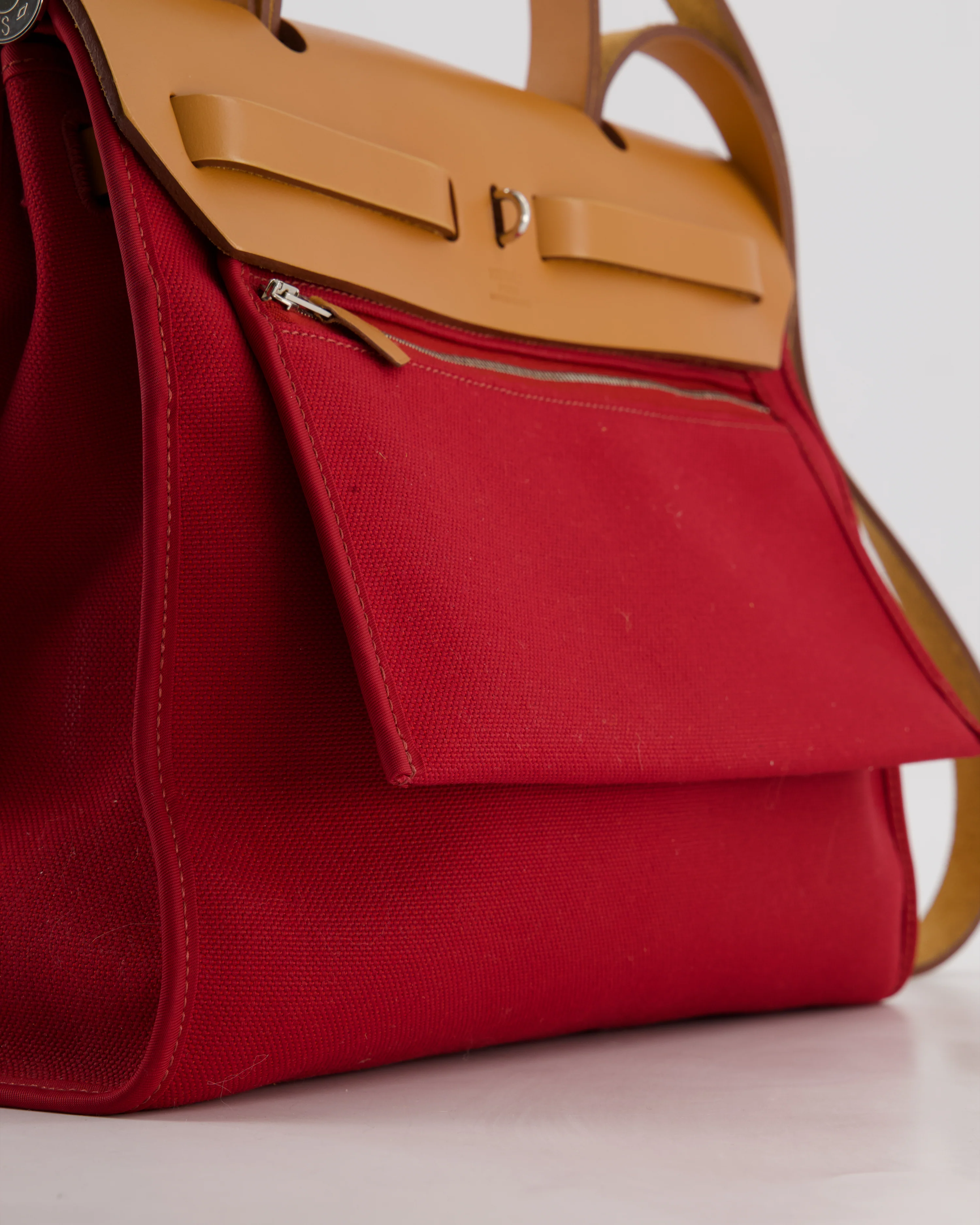 Hermès Herbag Zip 31 Retourne Bag in Naturel Vache Hunter Leather & Rouge Casaque Toile Canvas Canvas with Palladium Hardware - Image 13