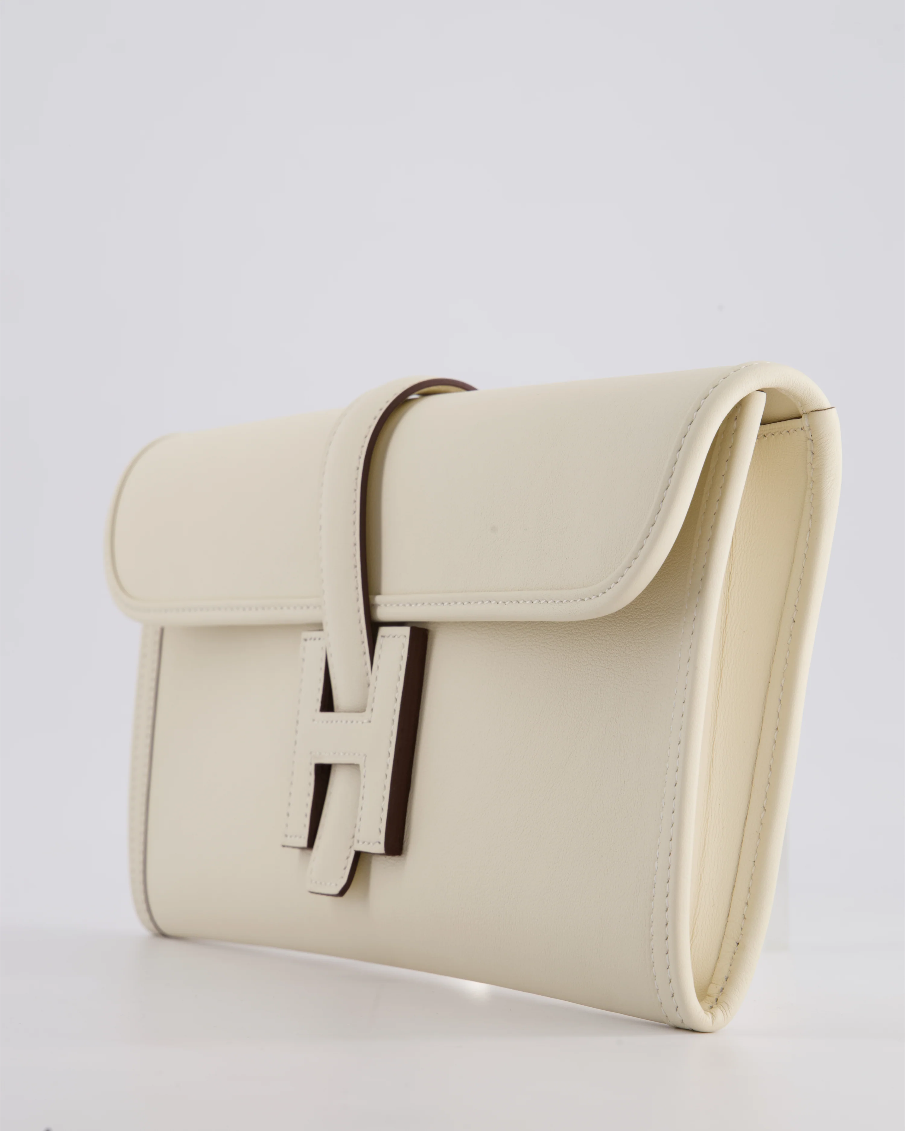 Hermès Jige Elan 29cm Clutch Bag in Nata Evercolour Leather - Image 14
