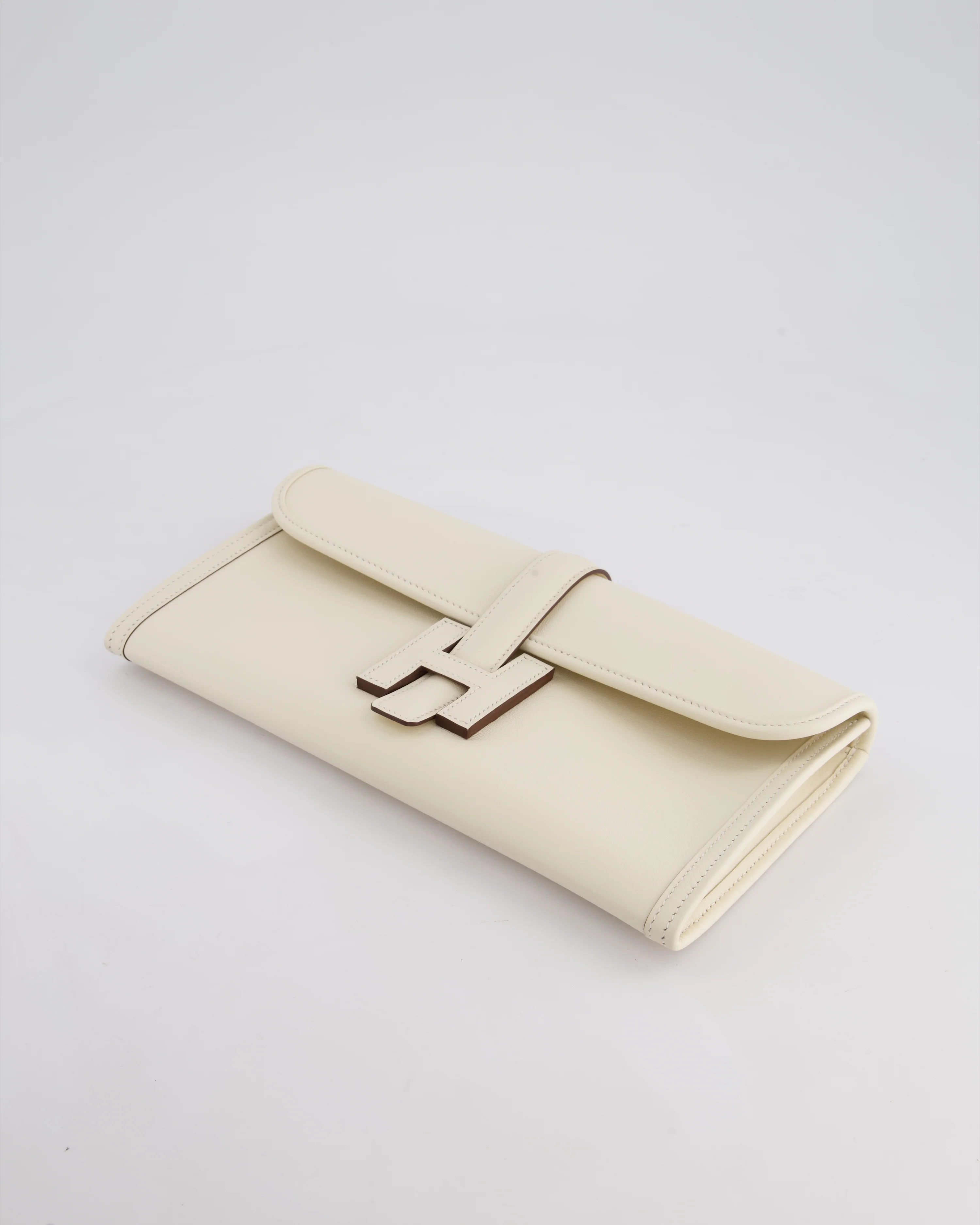 Hermès Jige Elan 29cm Clutch Bag in Nata Evercolour Leather - Image 17