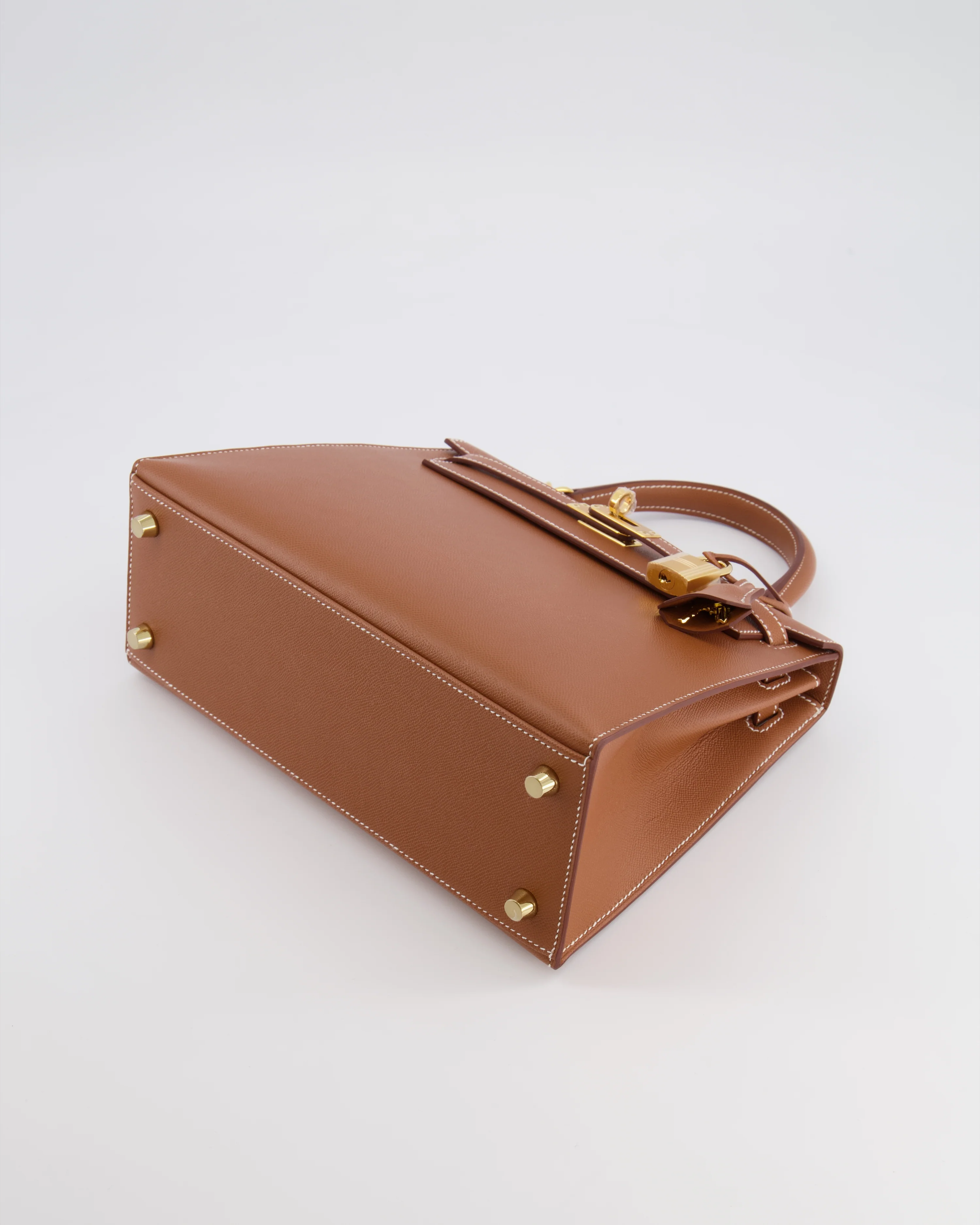 Hermès Kelly 25 II Sellier Bag in Gold Veau Madame Leather with Gold Hardware - Image 21