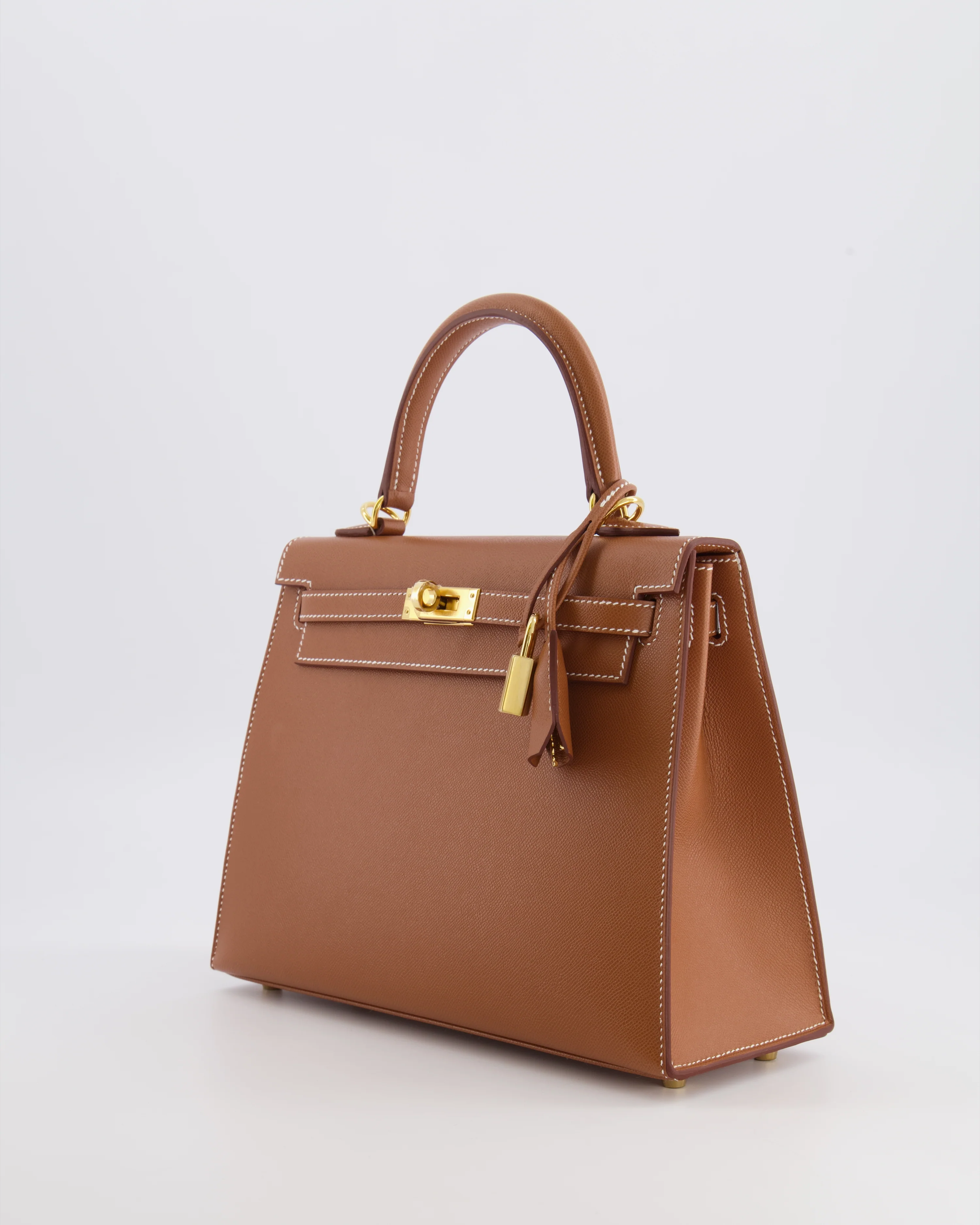 Hermès Kelly 25 II Sellier Bag in Gold Veau Madame Leather with Gold Hardware - Image 5