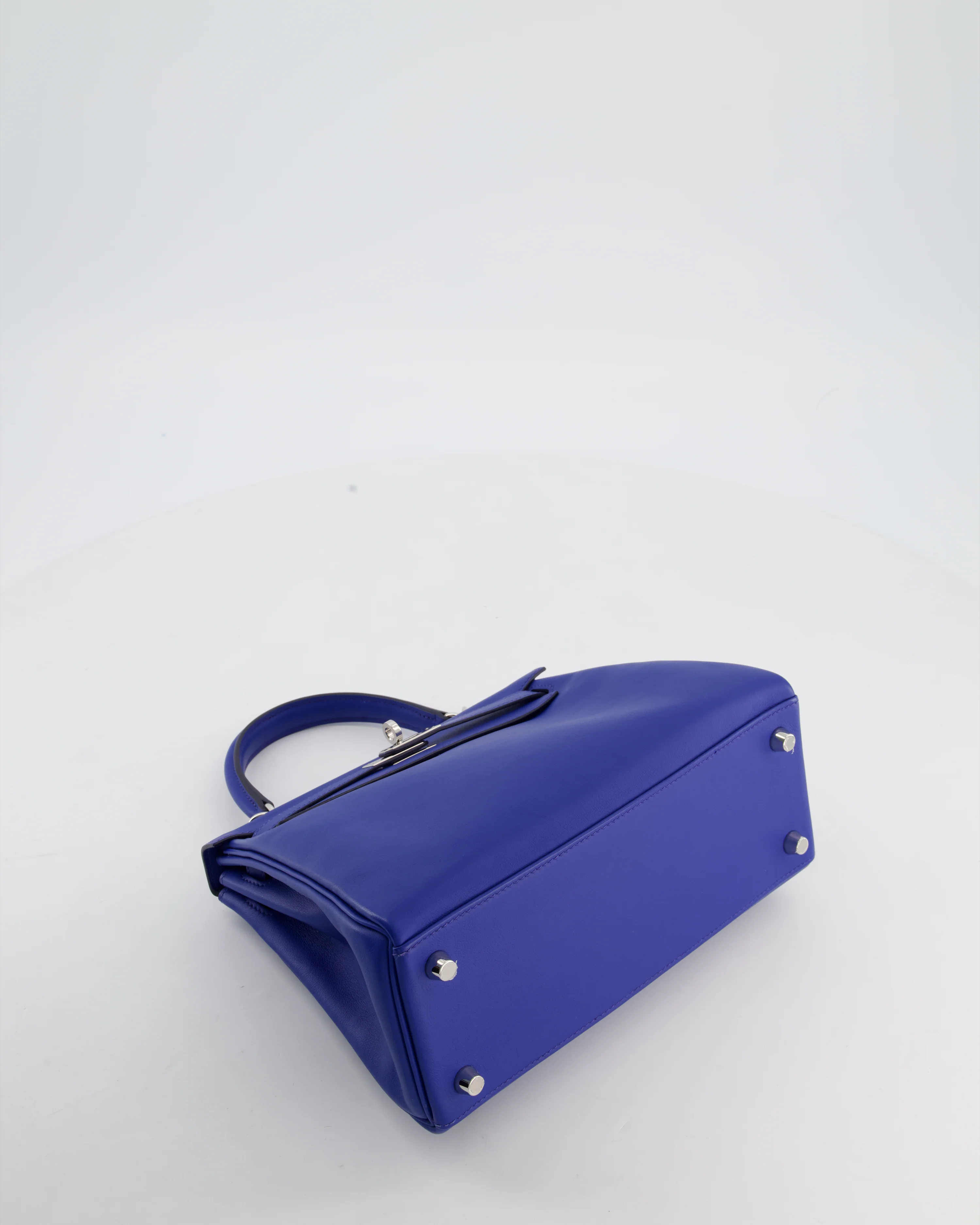 Hermès Kelly 25 Retourne Bag in Bleu France Swift Leather Bleu with Palladium Hardware - Image 18