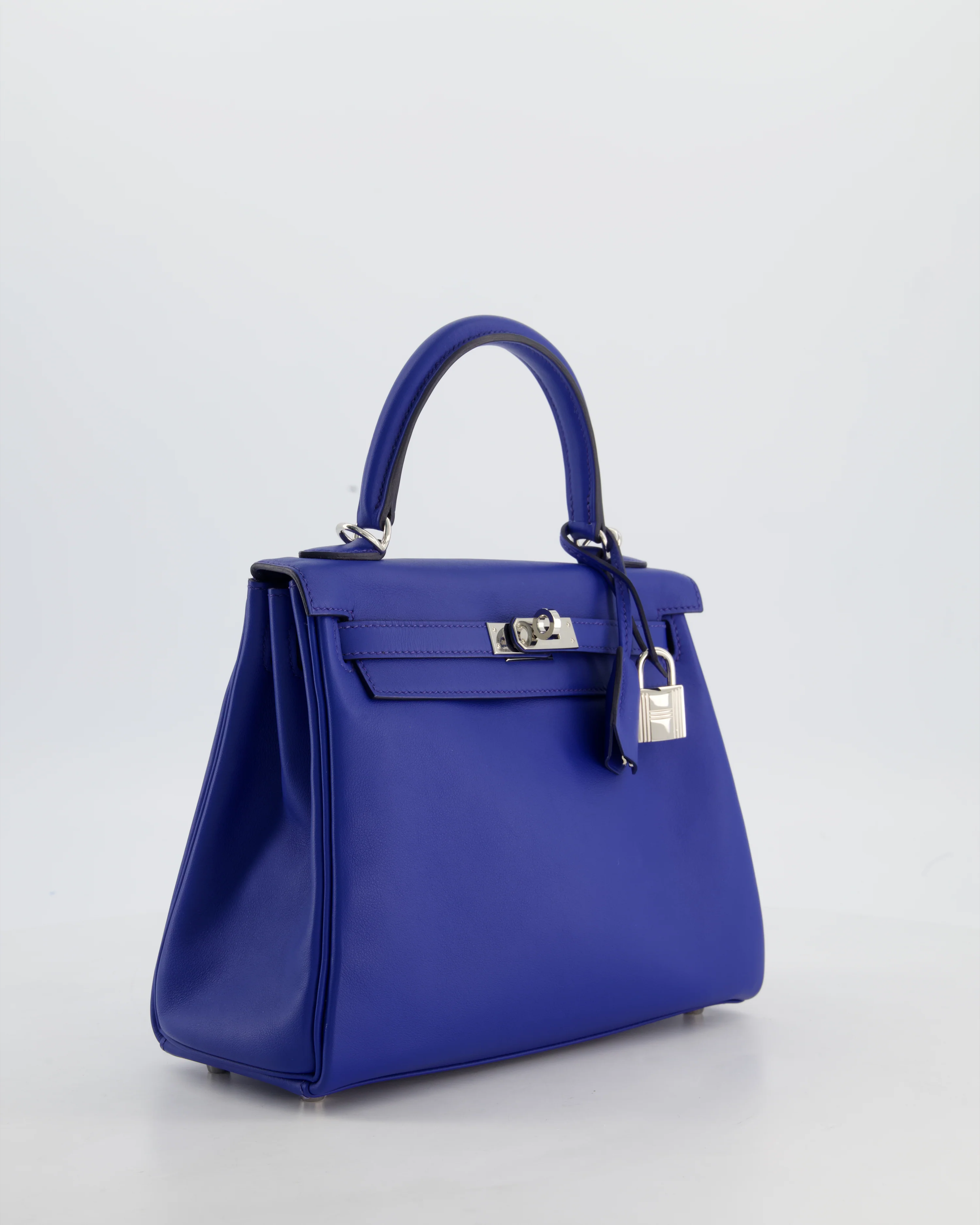 Hermès Kelly 25 Retourne Bag in Bleu France Swift Leather Bleu with Palladium Hardware - Image 4