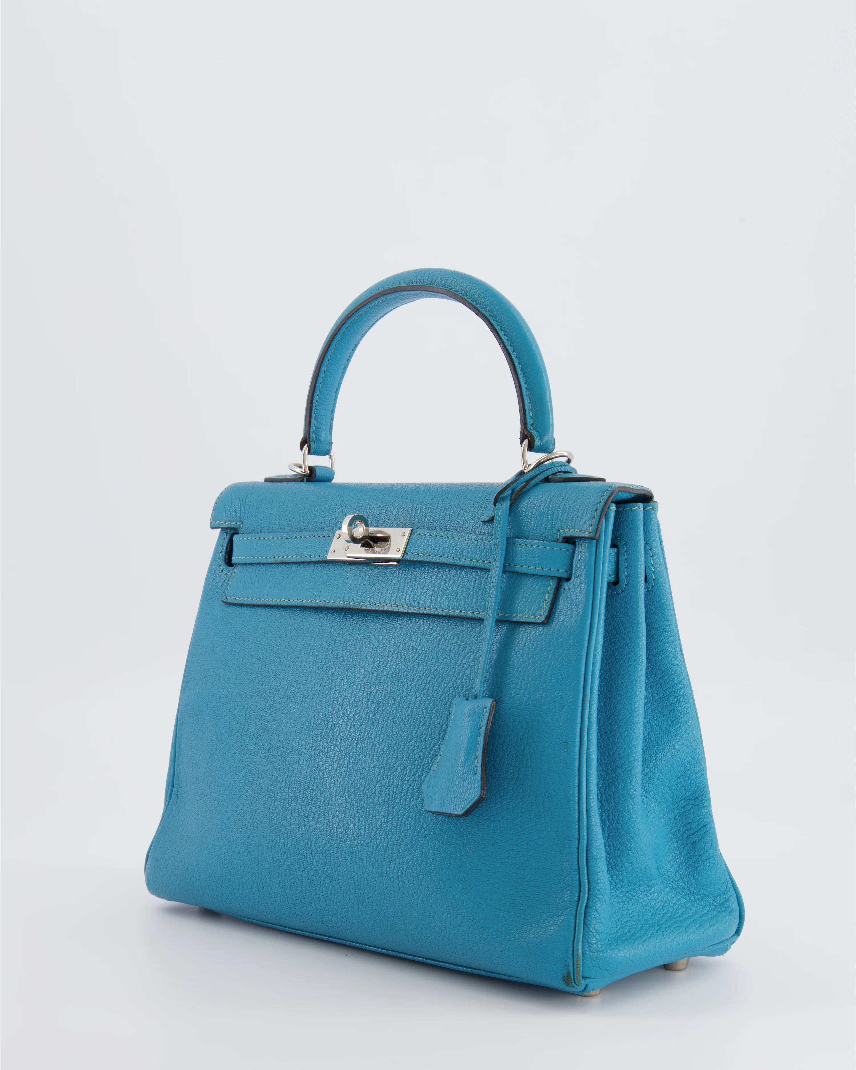 Hermès Kelly 25 Retourne Bag in Bleu Paon Evercolor Leather with Palladium Hardware - Image 10