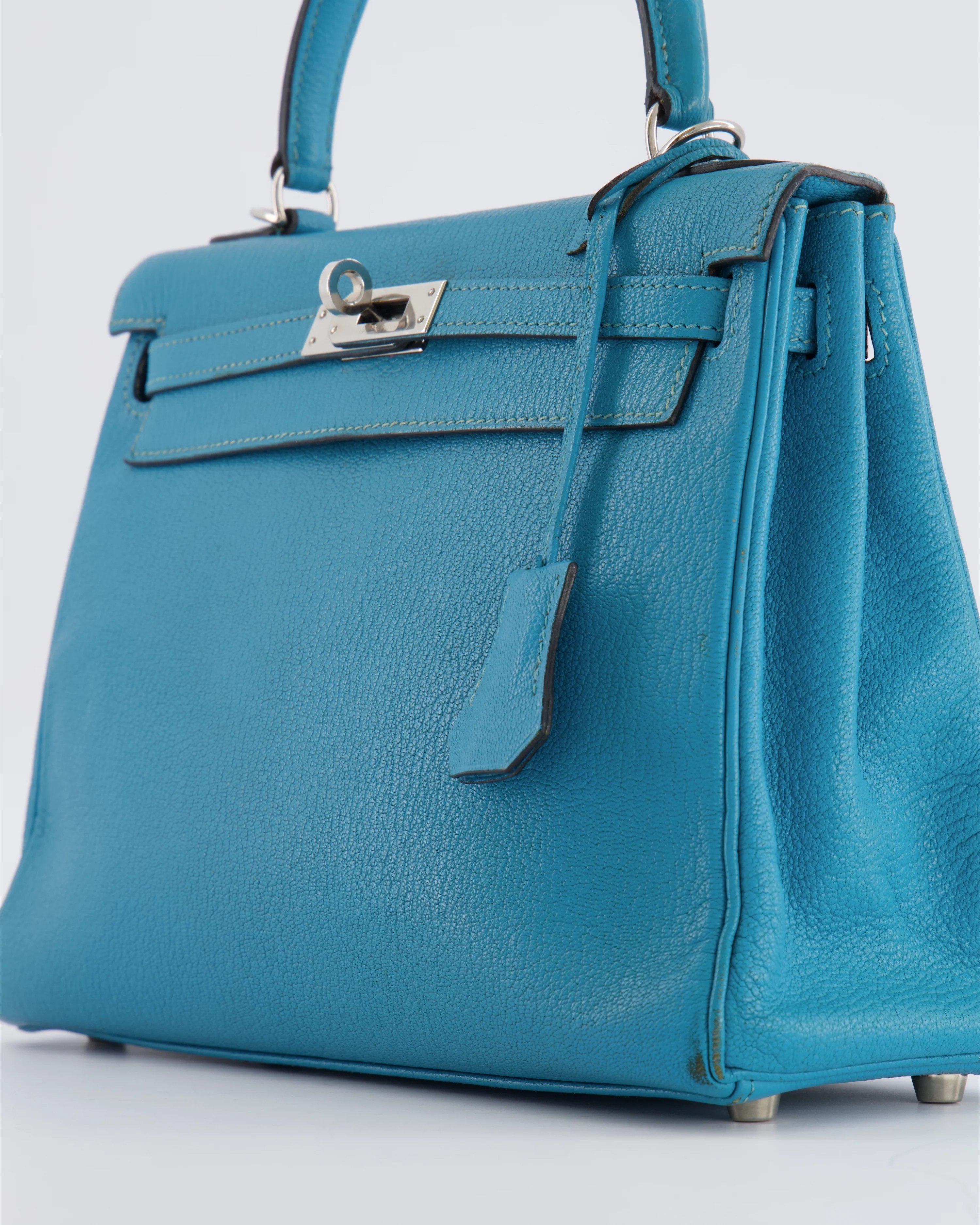 Hermès Kelly 25 Retourne Bag in Bleu Paon Evercolor Leather with Palladium Hardware - Image 14