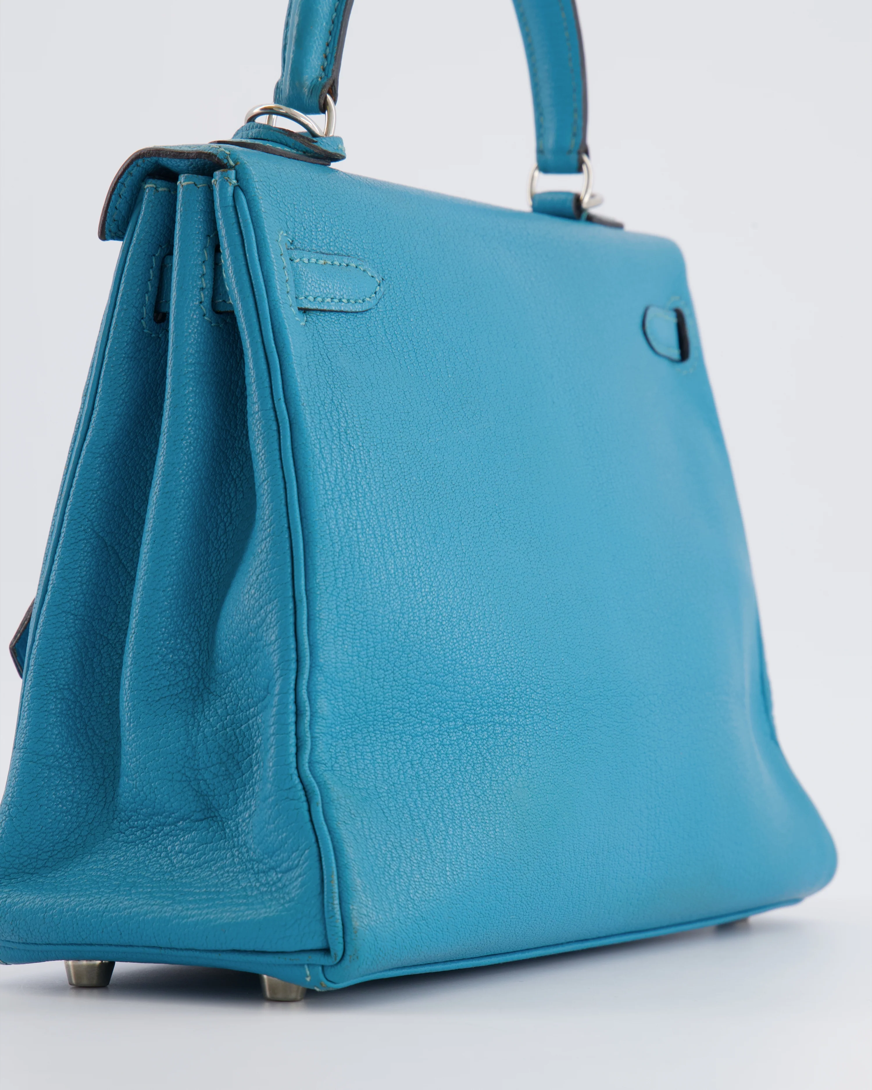 Hermès Kelly 25 Retourne Bag in Bleu Paon Evercolor Leather with Palladium Hardware - Image 15