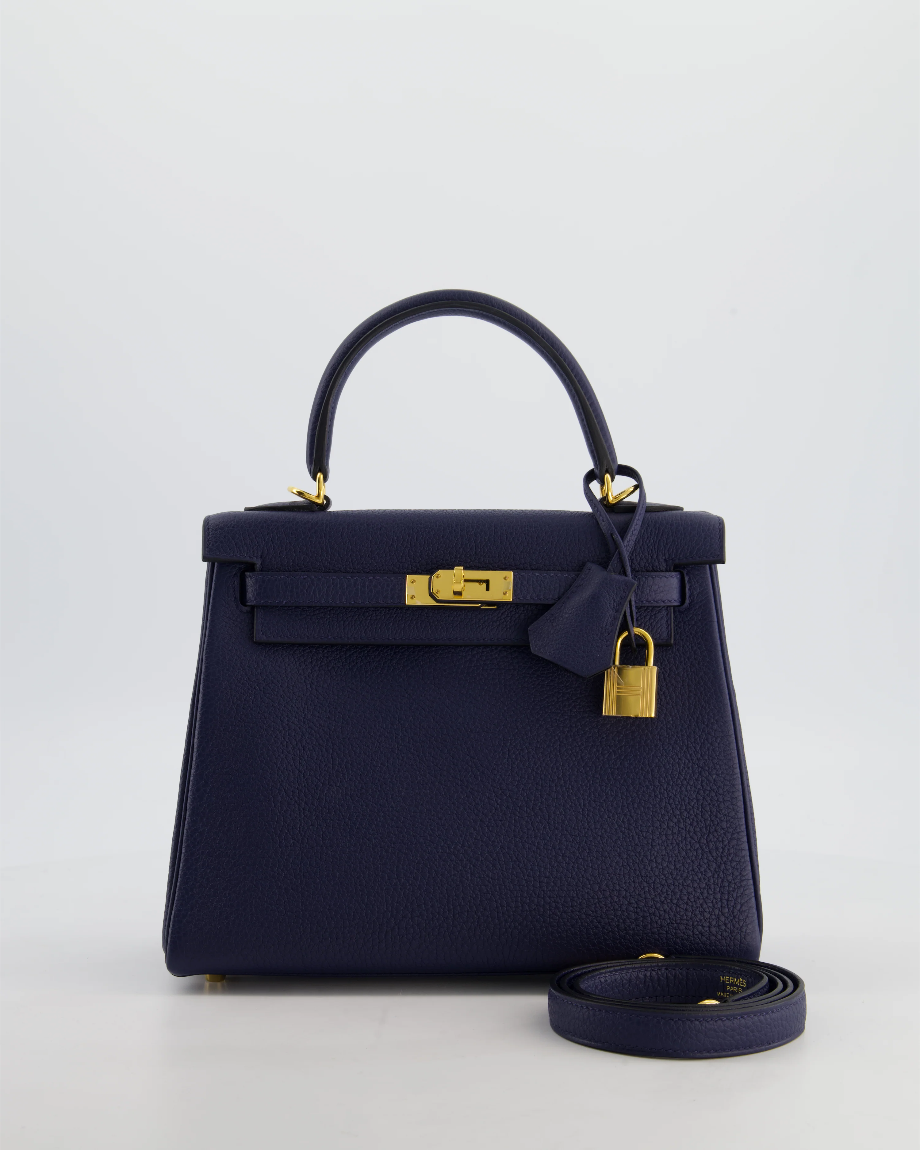 Hermès Kelly 25 Retourne Bag in Bleu Navy Togo Leather Bleu with Gold Hardware - Image 19