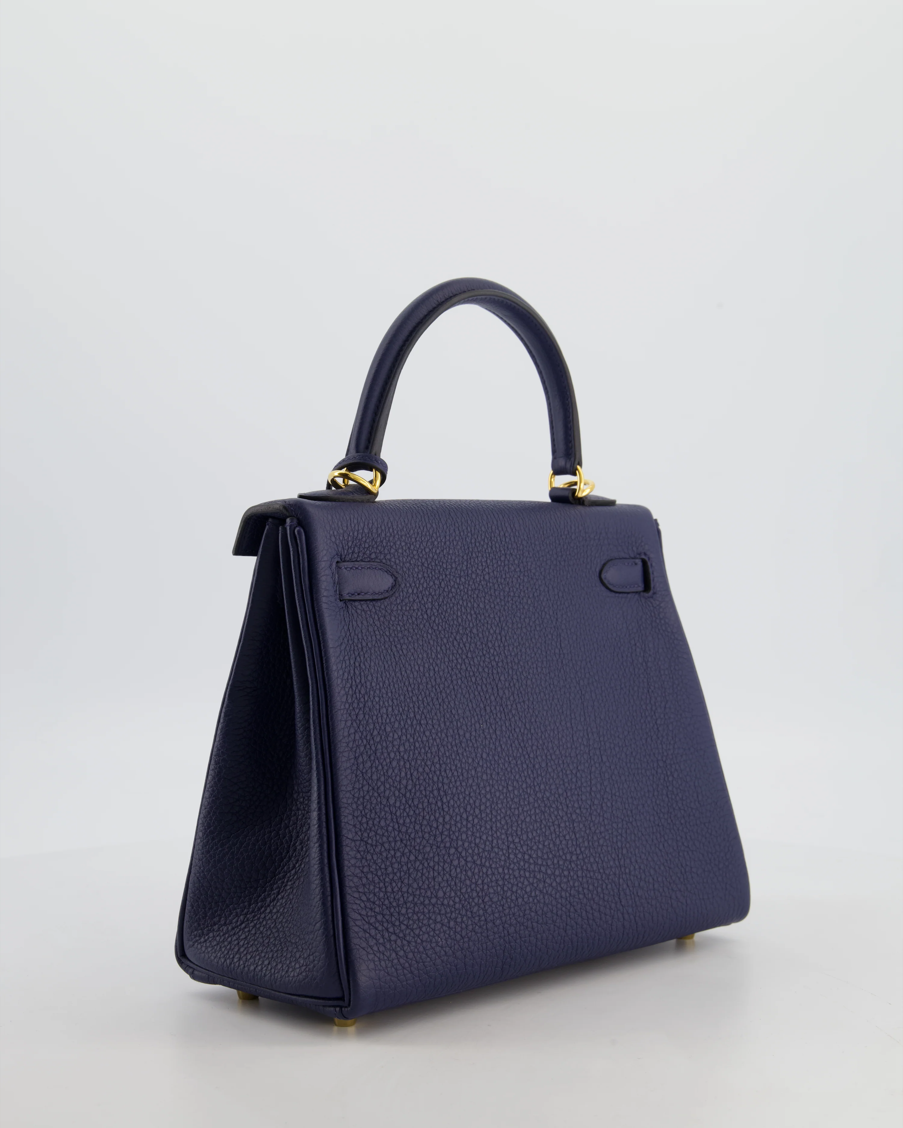 Hermès Kelly 25 Retourne Bag in Bleu Navy Togo Leather Bleu with Gold Hardware - Image 8