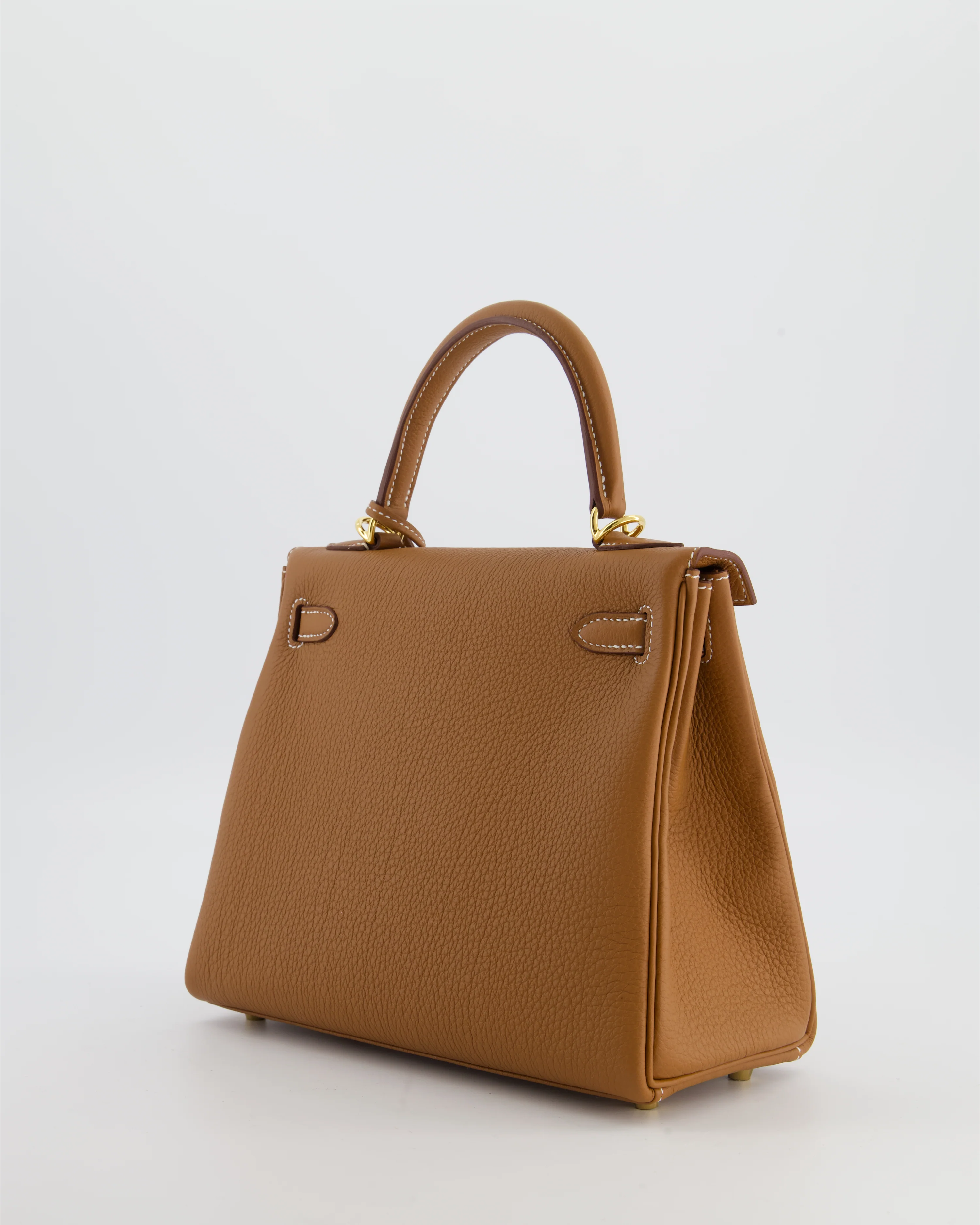 Hermès Kelly 25 Retourne Bag in Gold Togo Leather with Gold Hardware - Image 5