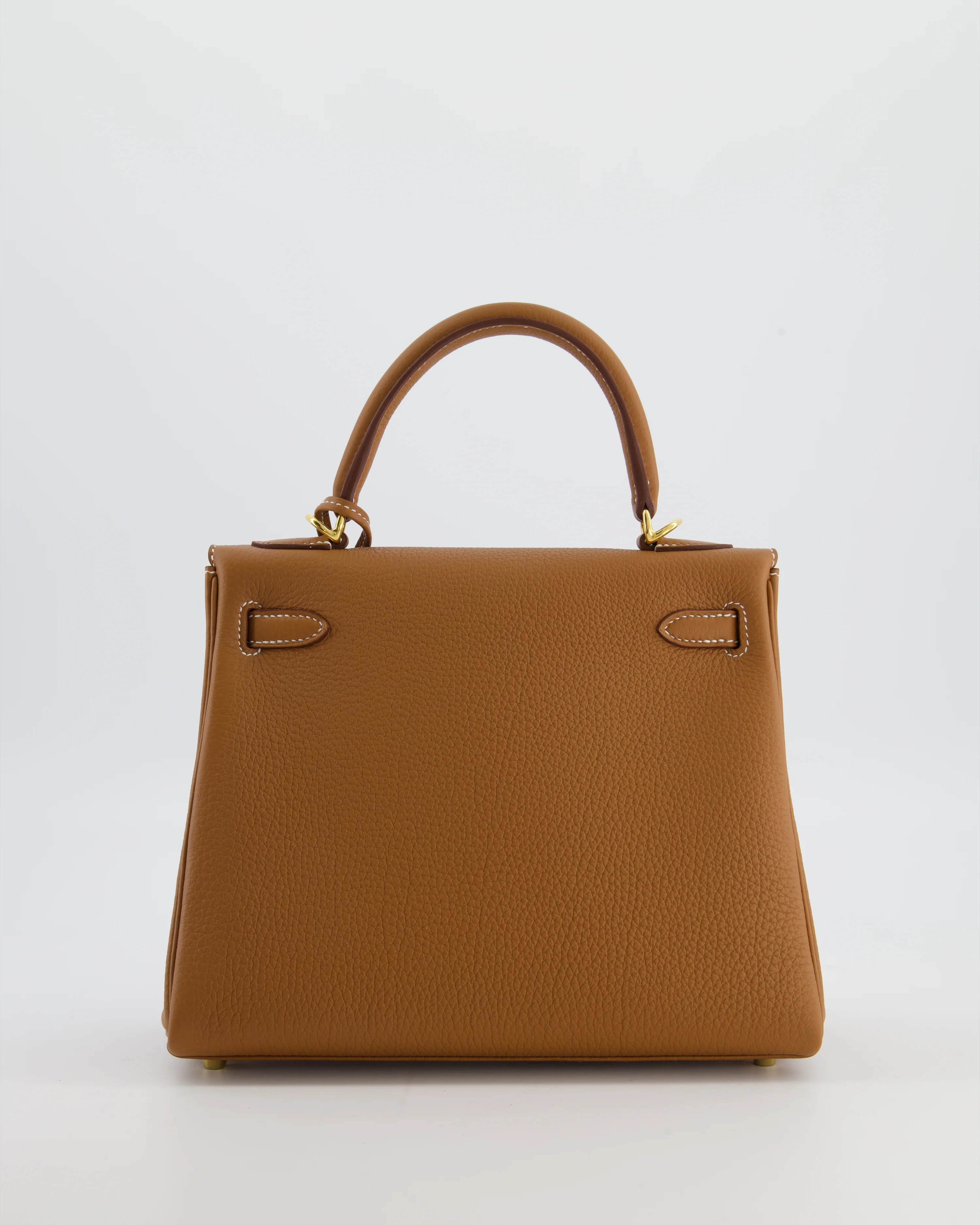 Hermès Kelly 25 Retourne Bag in Gold Togo Leather with Gold Hardware - Image 6