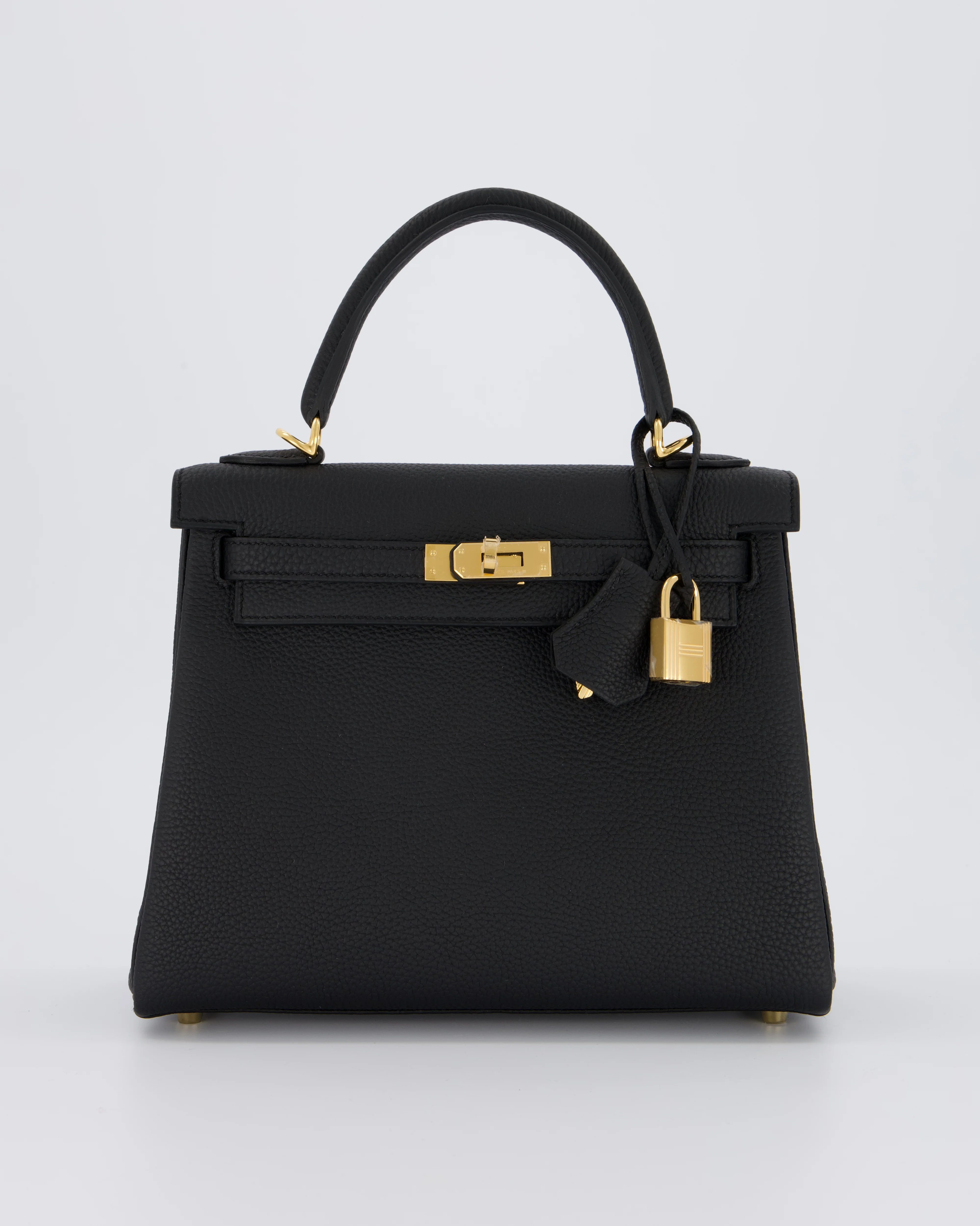 Hermès Kelly 25 Retourne Bag in Noir Togo Leather with Gold Hardware - Image 23