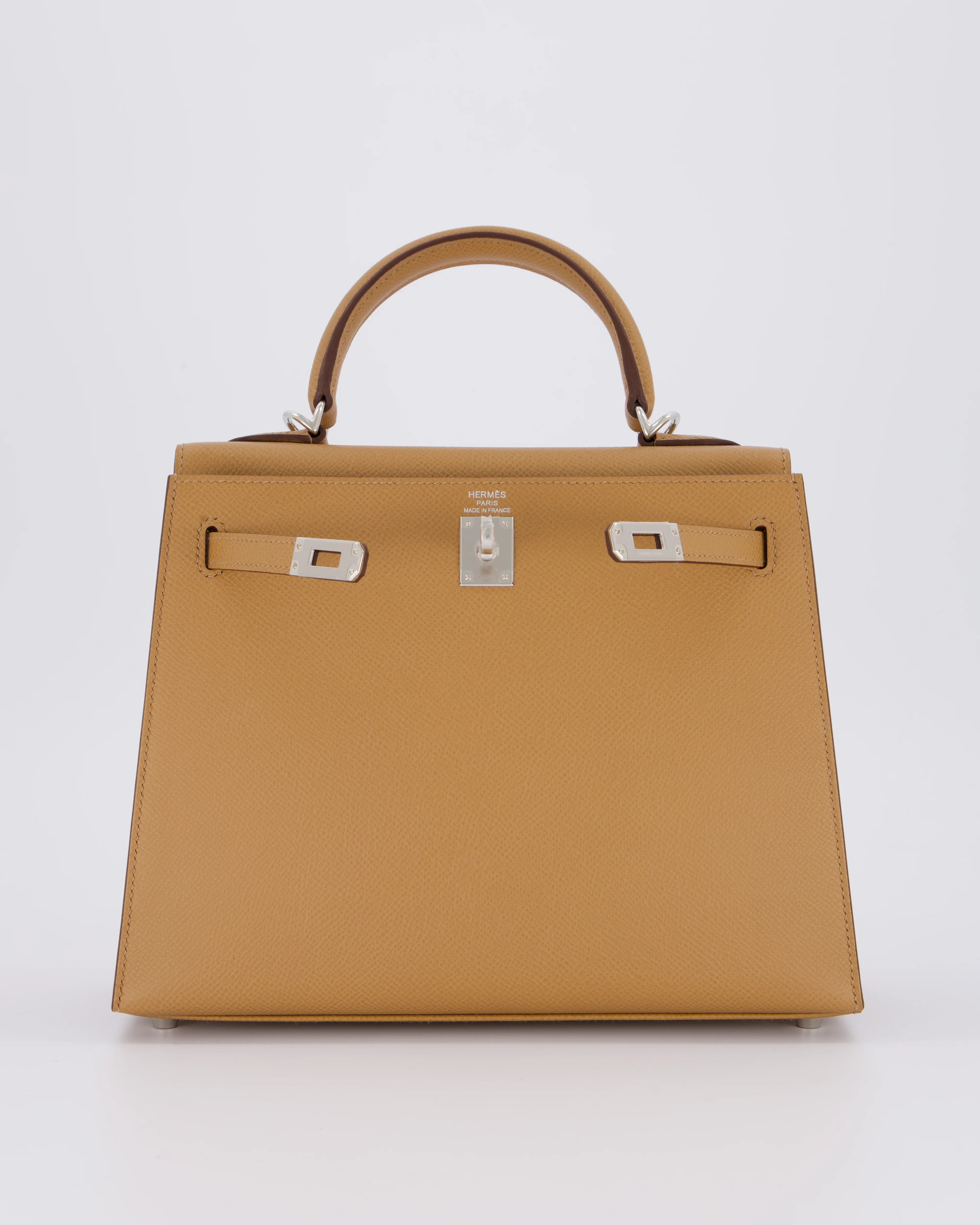 Hermès Kelly 25 Sellier Bag in Biscuit Epsom Leather with Palladium Hardware - Image 3