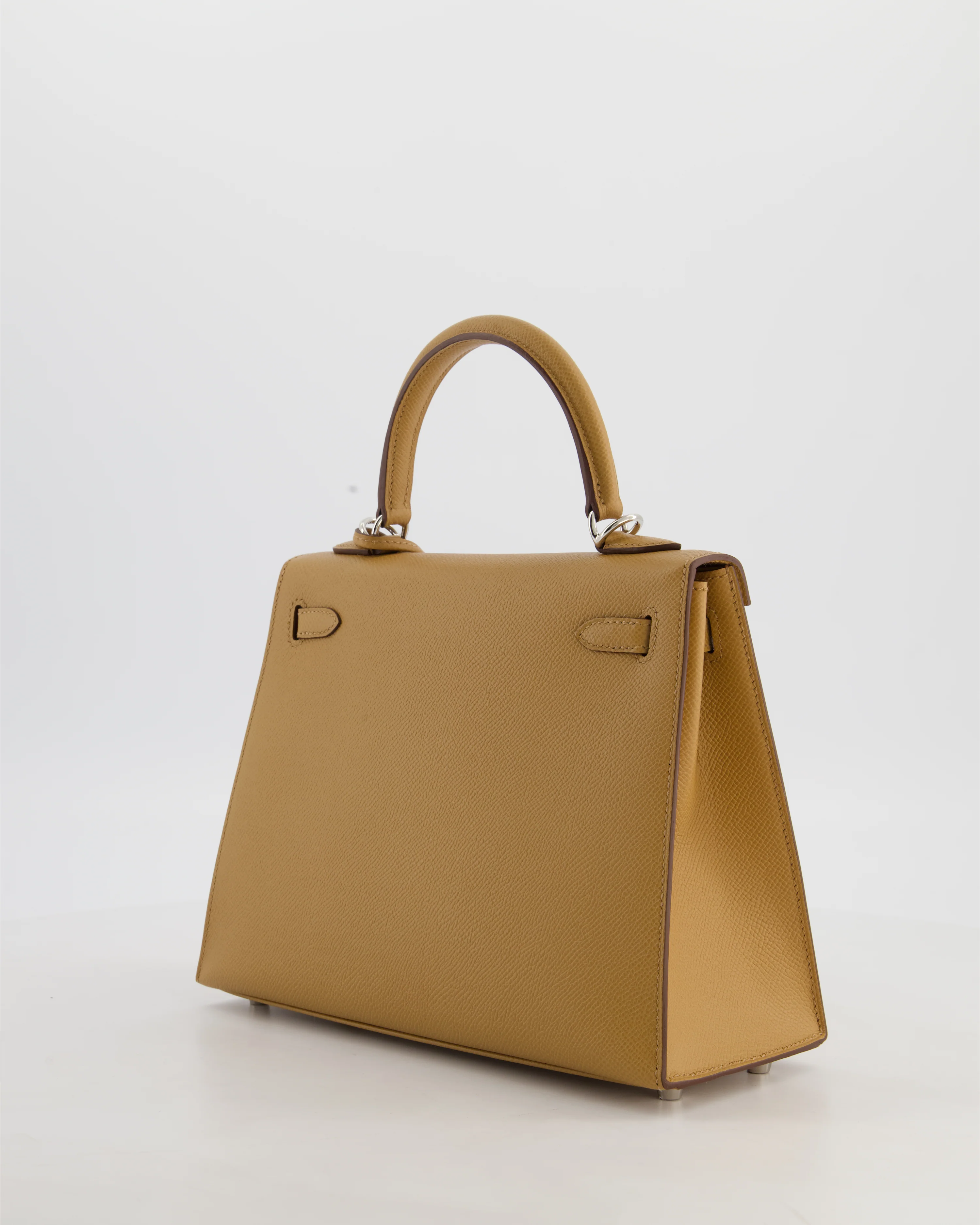 Hermès Kelly 25 Sellier Bag in Biscuit Epsom Leather with Palladium Hardware - Image 6