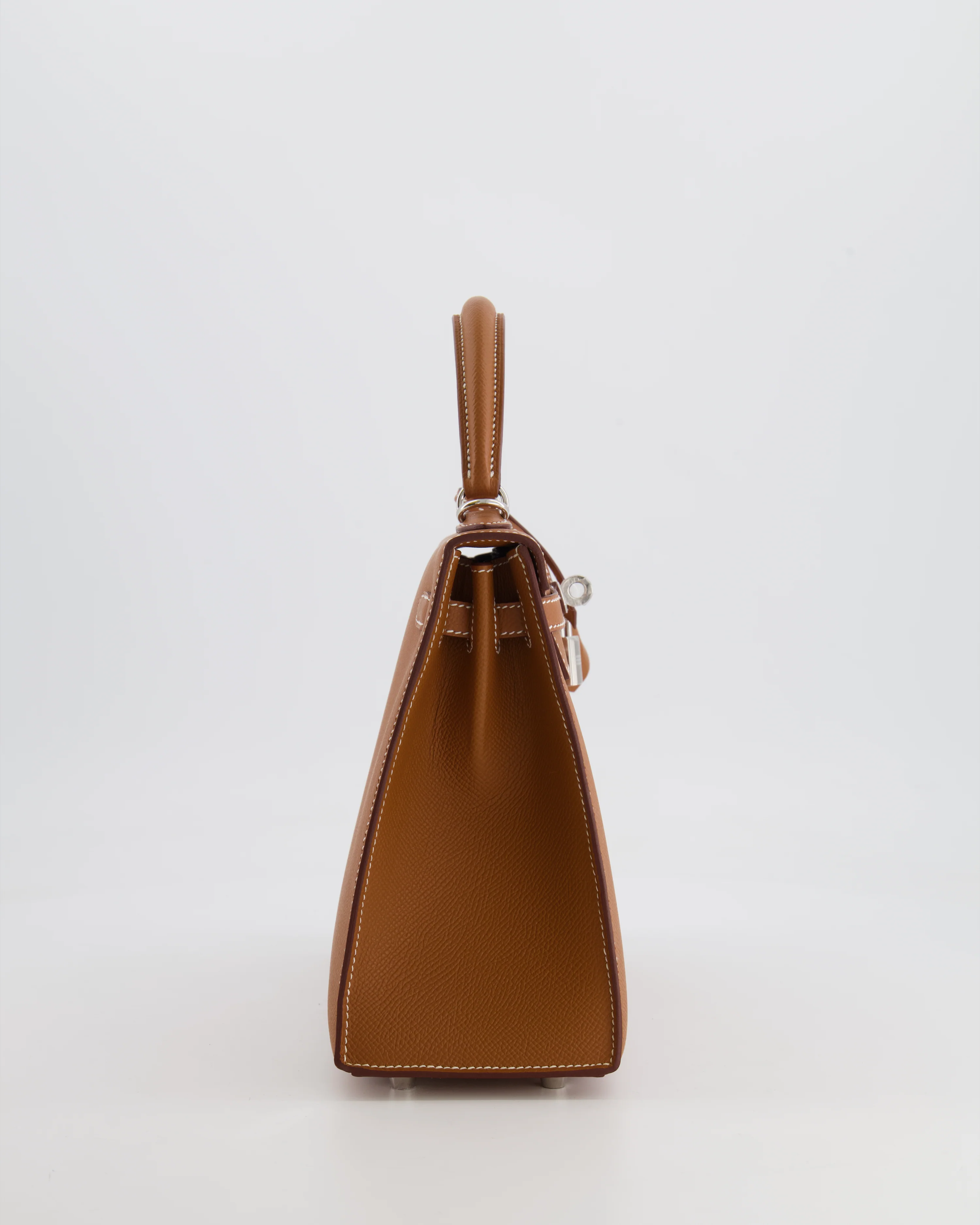 Hermès Kelly 25 Sellier Bag in Gold Epsom Leather with Palladium Hardware - Image 5