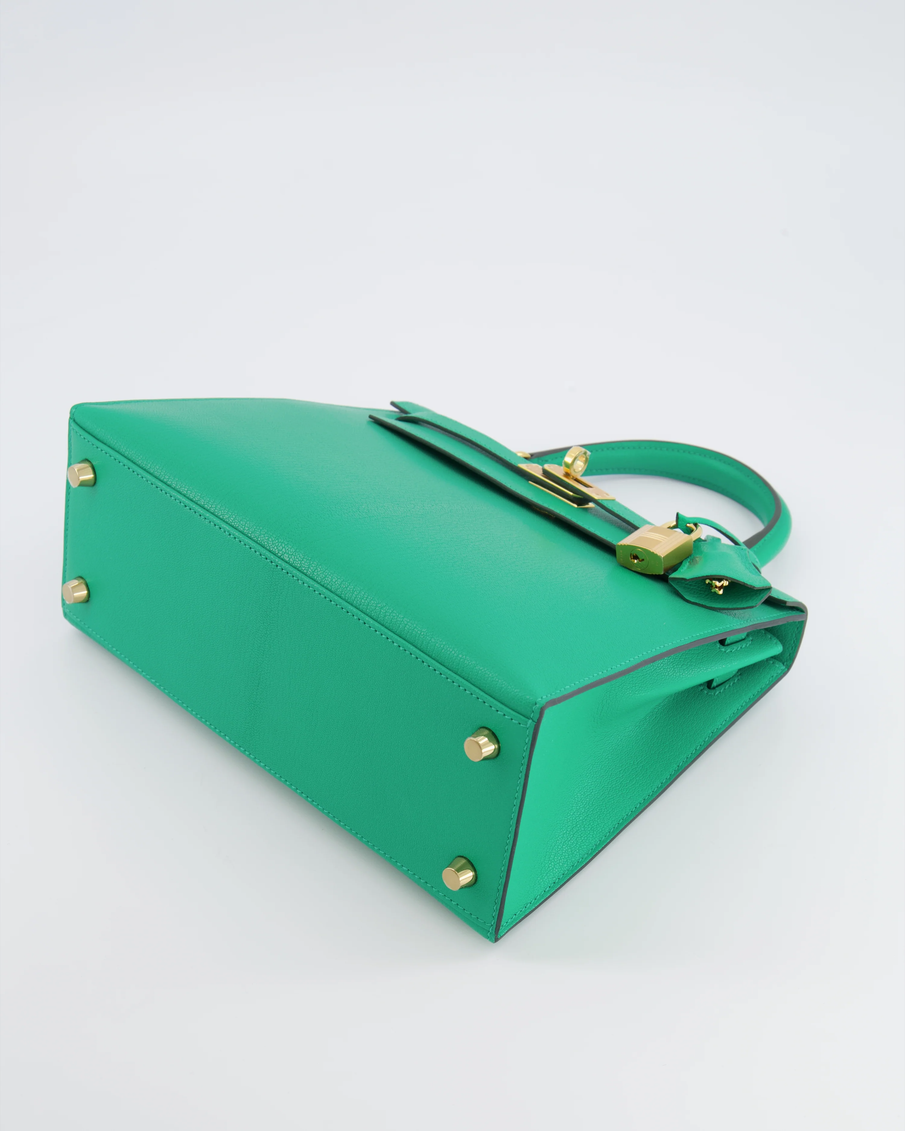 Hermès Kelly 25 Sellier Bag in Menthe Chèvre Chamkila Leather with Gold Hardware - Image 19