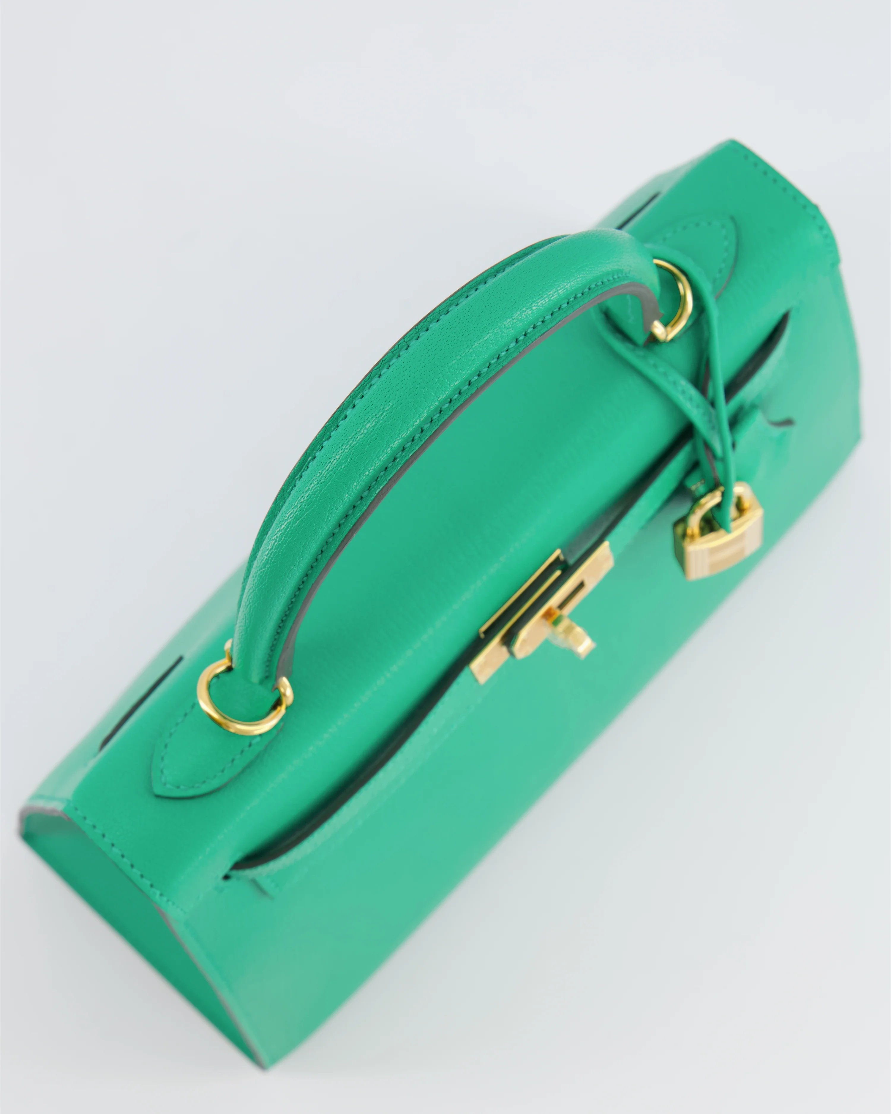 Hermès Kelly 25 Sellier Bag in Menthe Chèvre Chamkila Leather with Gold Hardware - Image 20