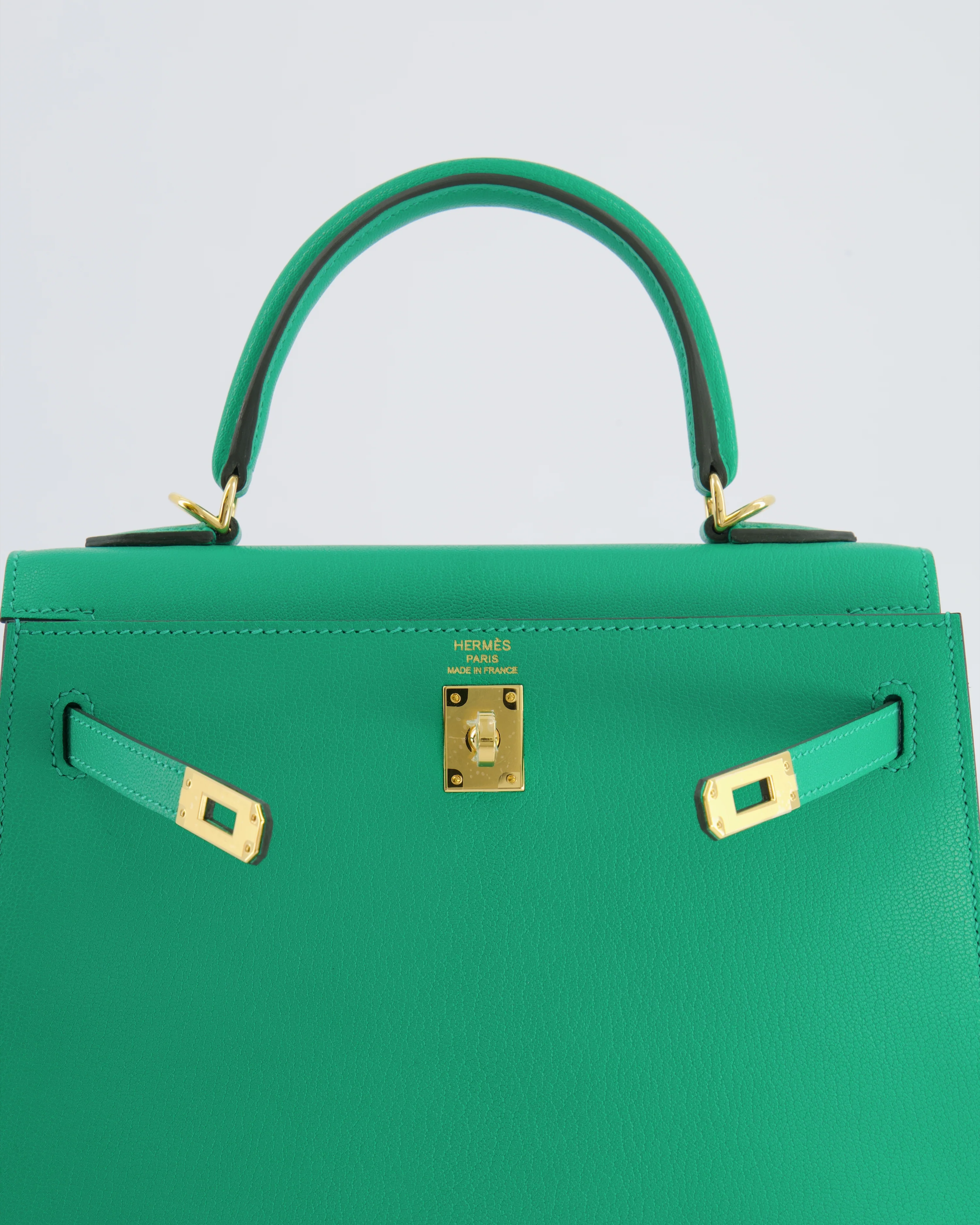 Hermès Kelly 25 Sellier Bag in Menthe Chèvre Chamkila Leather with Gold Hardware - Image 4