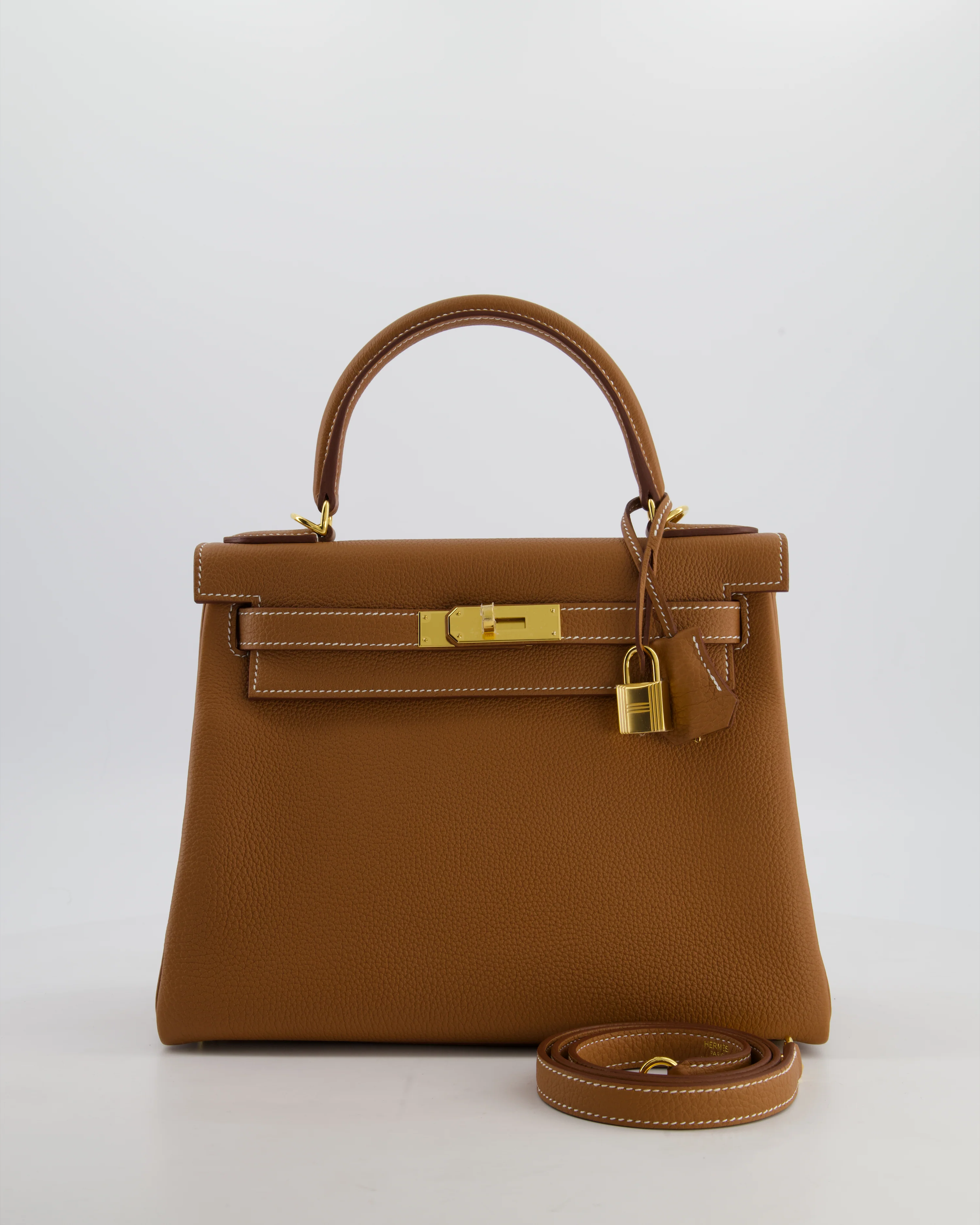 Hermès Kelly 28 Retourne Bag in Gold Togo Leather with Gold Hardware