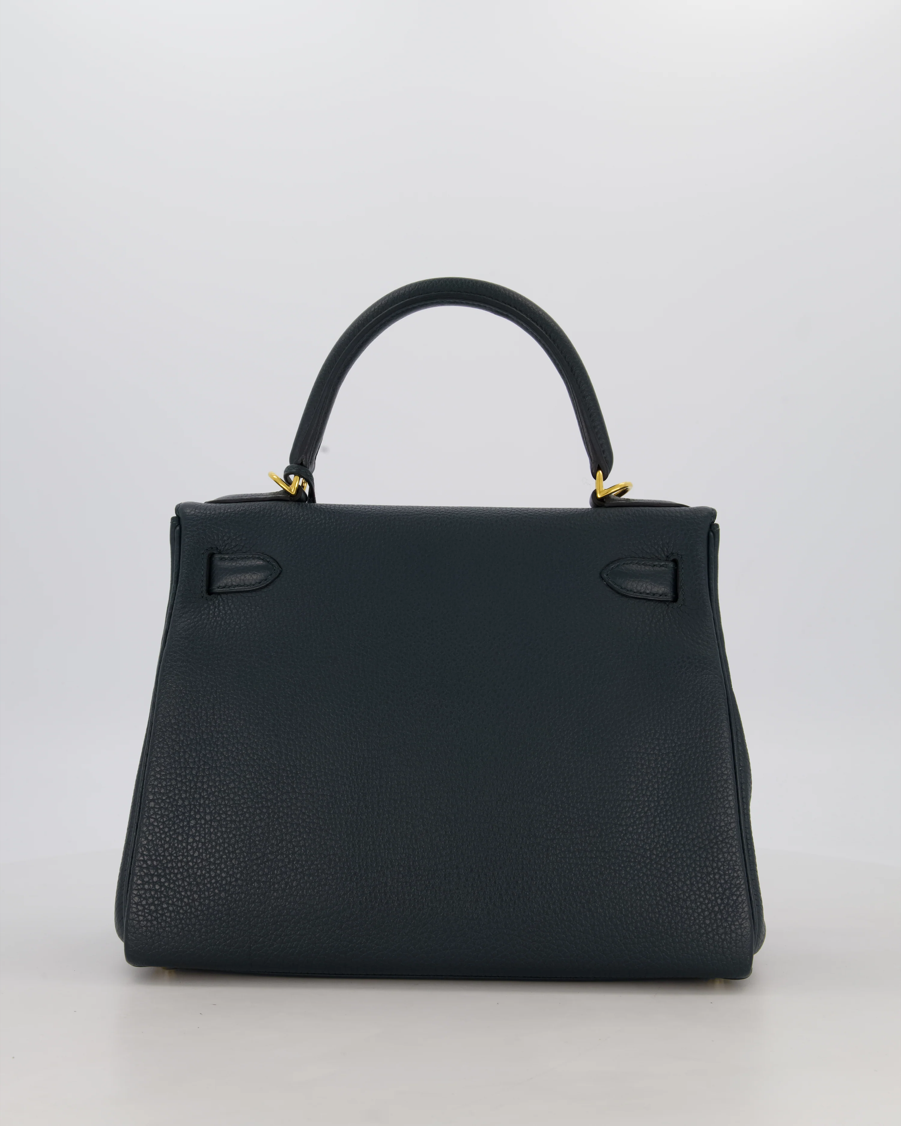 Hermès Kelly 28 Retourne Bag in Vert Cypress Togo Leather with Gold Hardware - Image 7