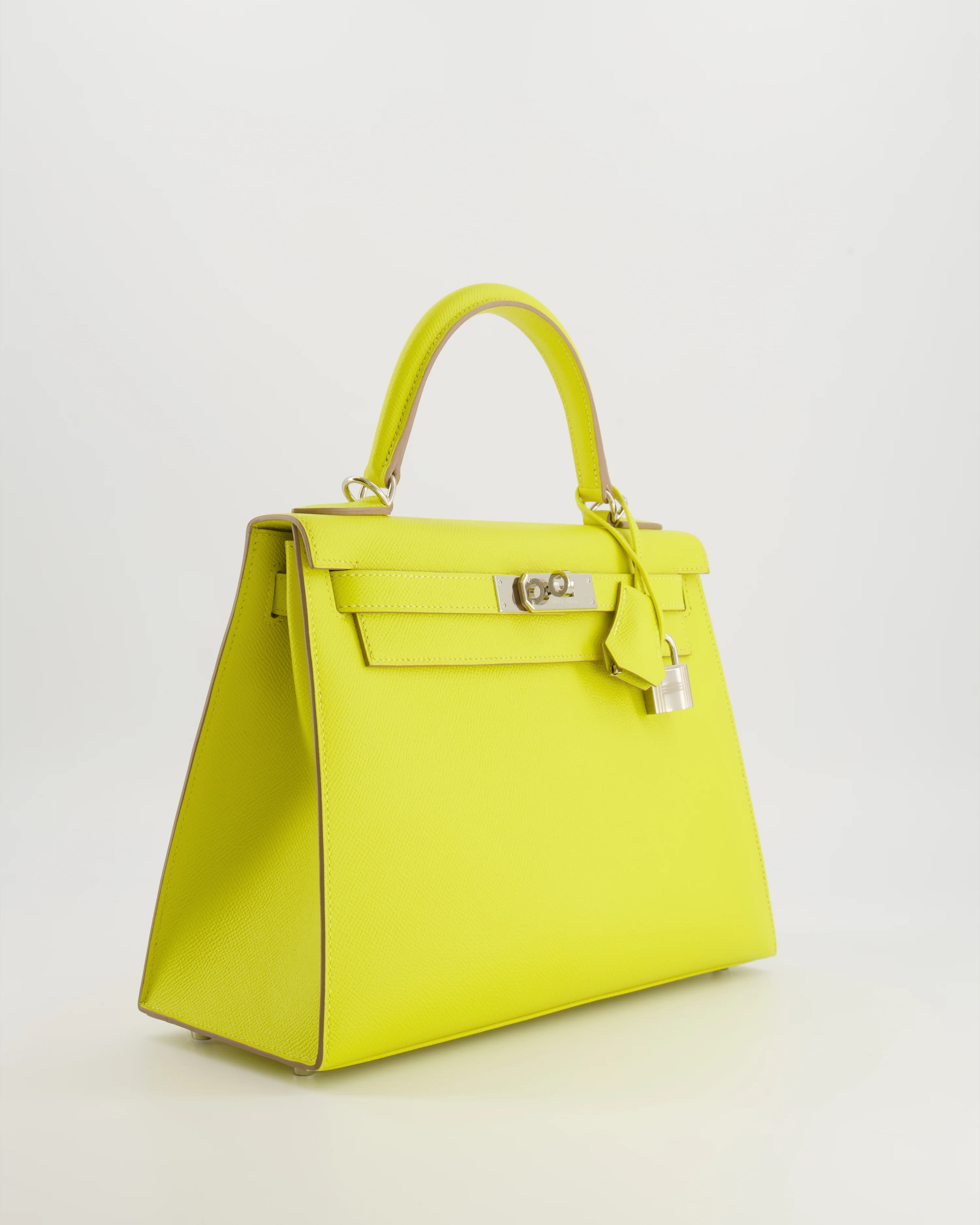 Hermès Kelly 28 Sellier Bag in Lime Epsom Leather with Palladium Hardware - Image 4