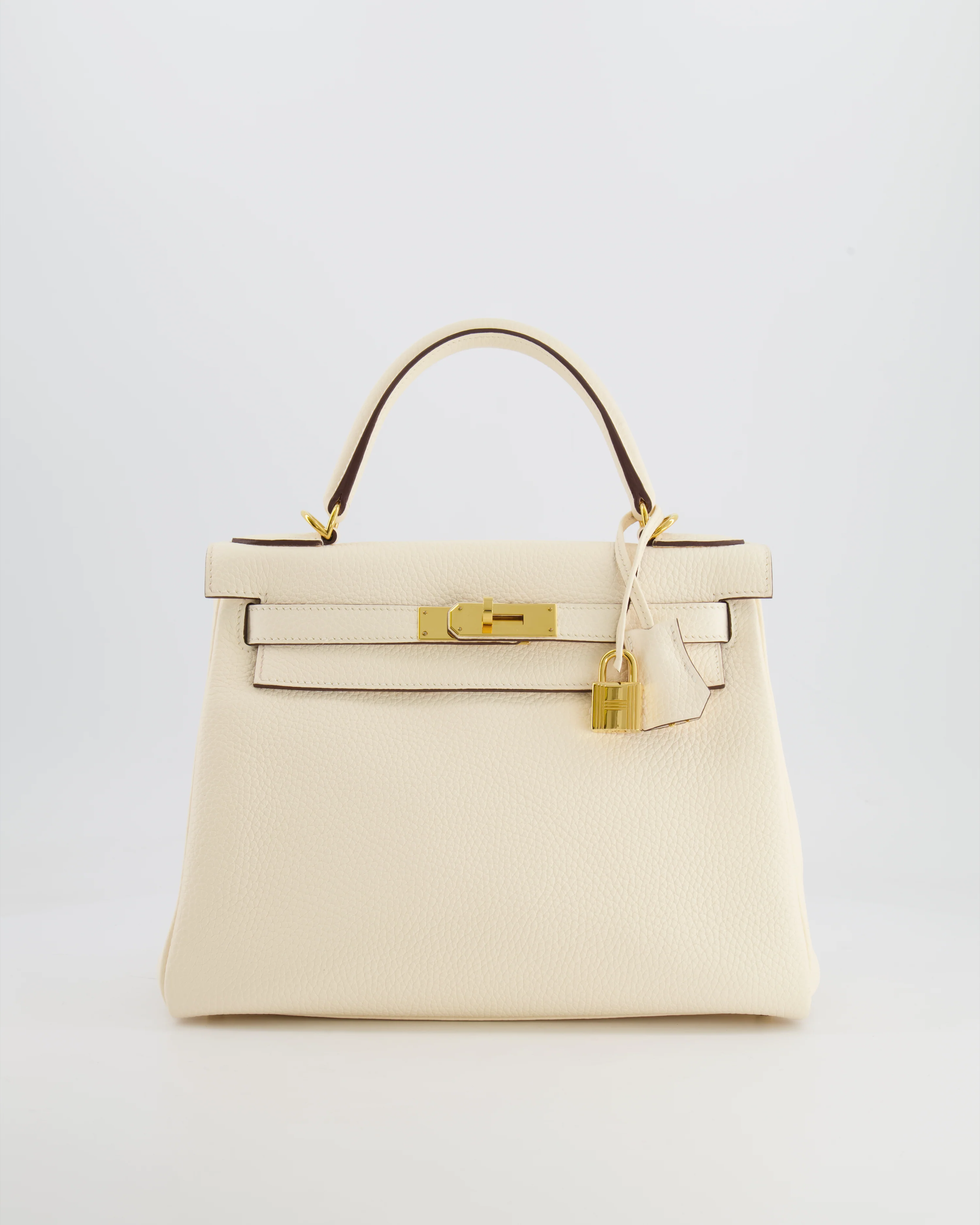 Hermès Kelly 28 Retourne Bag in Nata Clemence Leather with Gold Hardware - Image 2