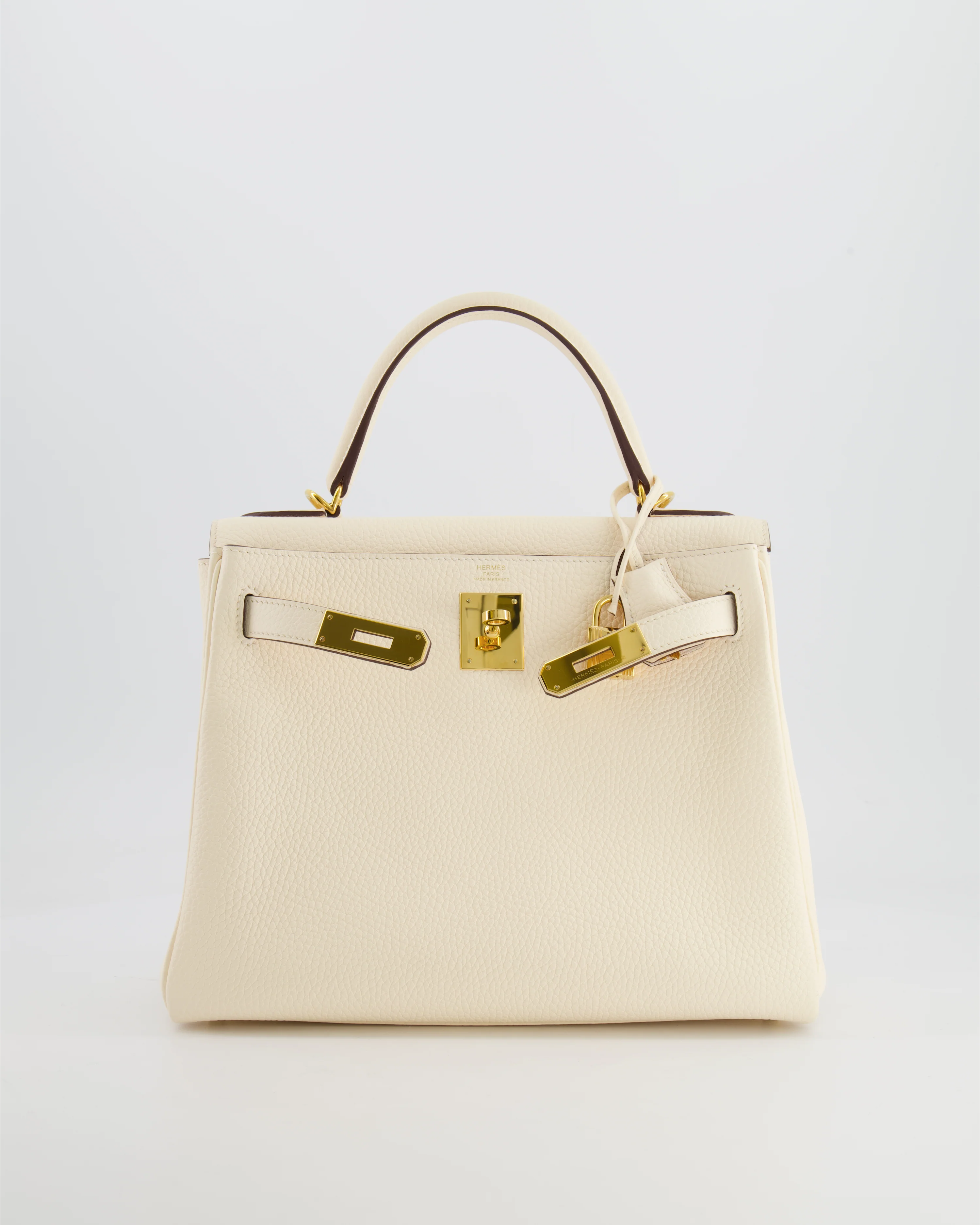 Hermès Kelly 28 Retourne Bag in Nata Clemence Leather with Gold Hardware - Image 3