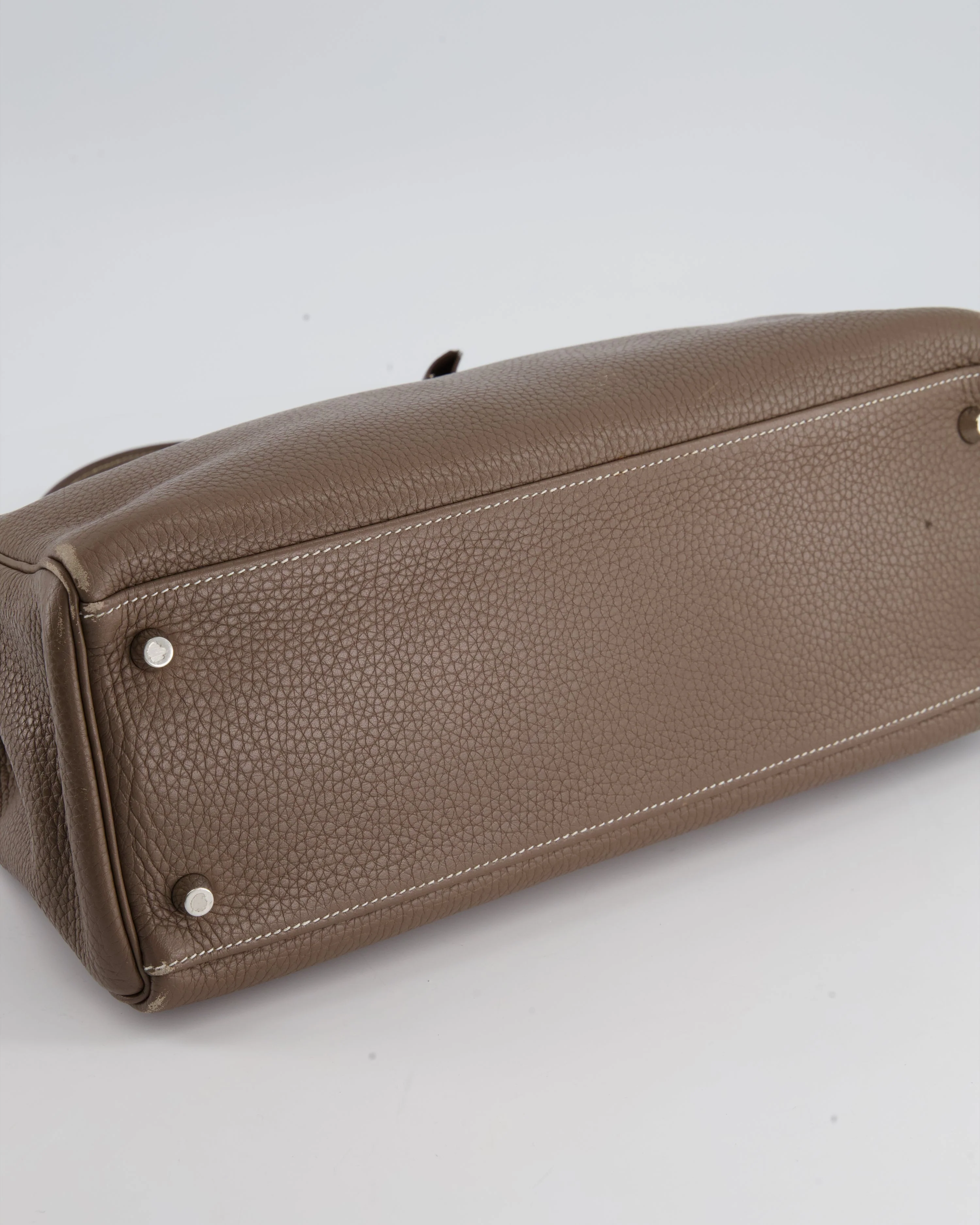 Hermès Kelly 32 Retourne Bag in Etoupe Clemence Leather with Palladium Hardware - Image 13