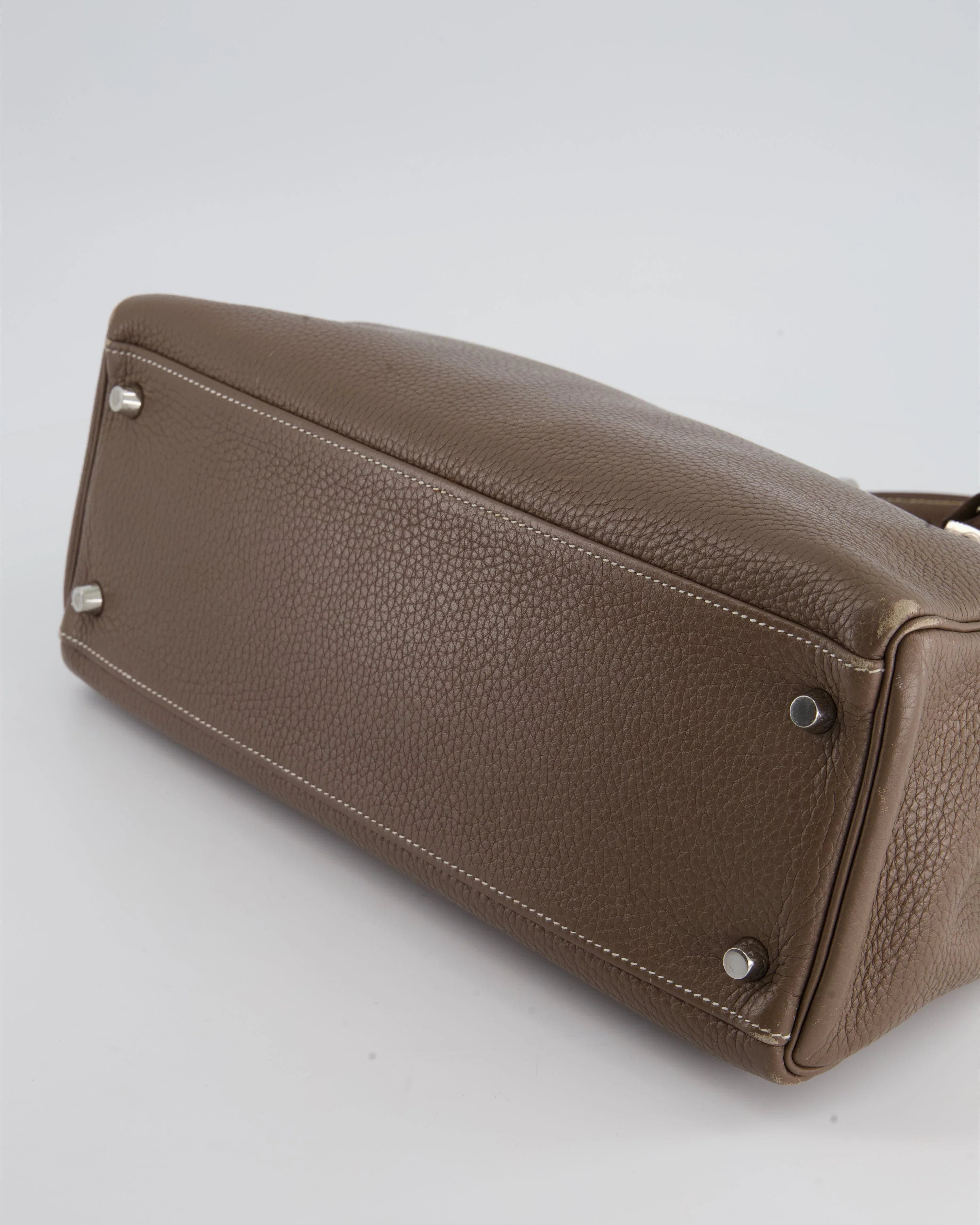 Hermès Kelly 32 Retourne Bag in Etoupe Clemence Leather with Palladium Hardware - Image 14