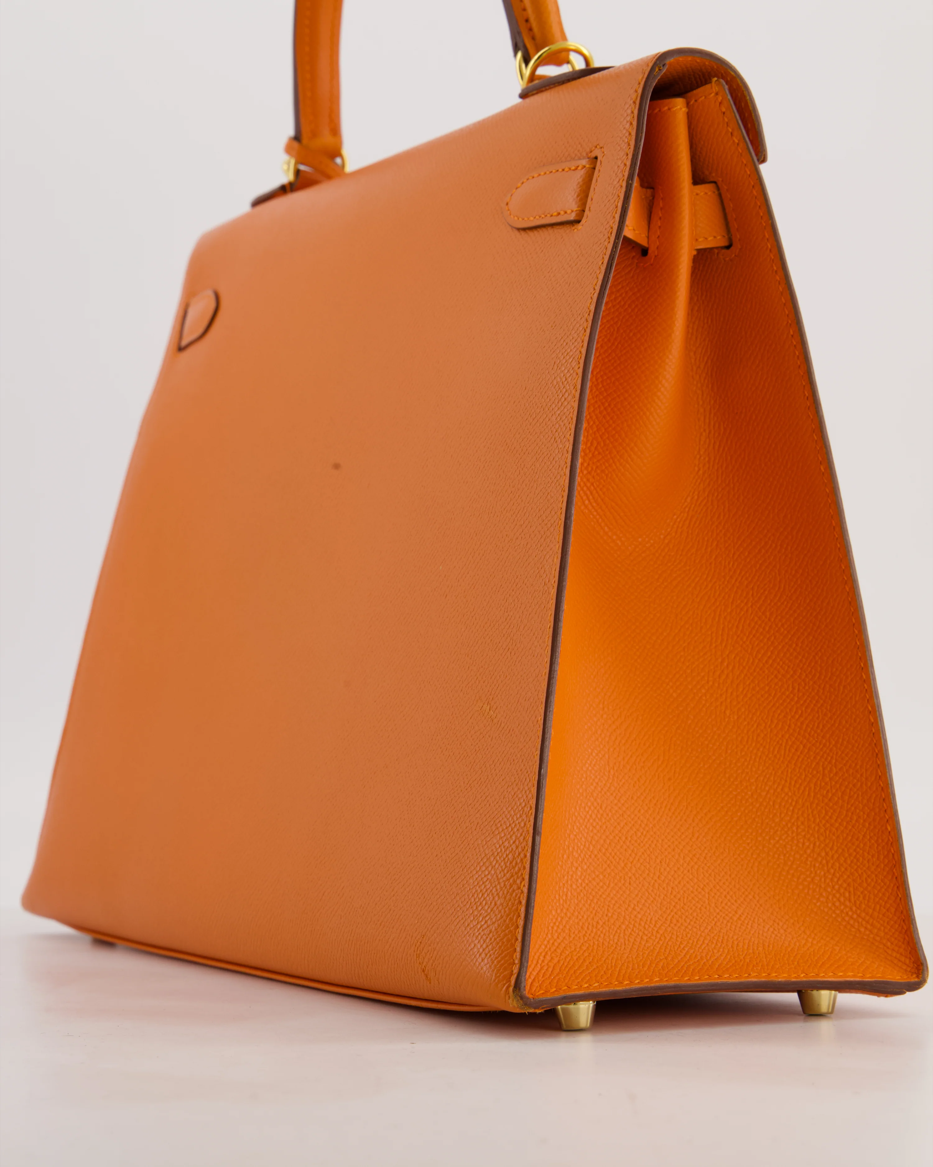 Hermès Kelly 35 Sellier Bag in Orange Epsom Leather With Gold Hardware - Image 14